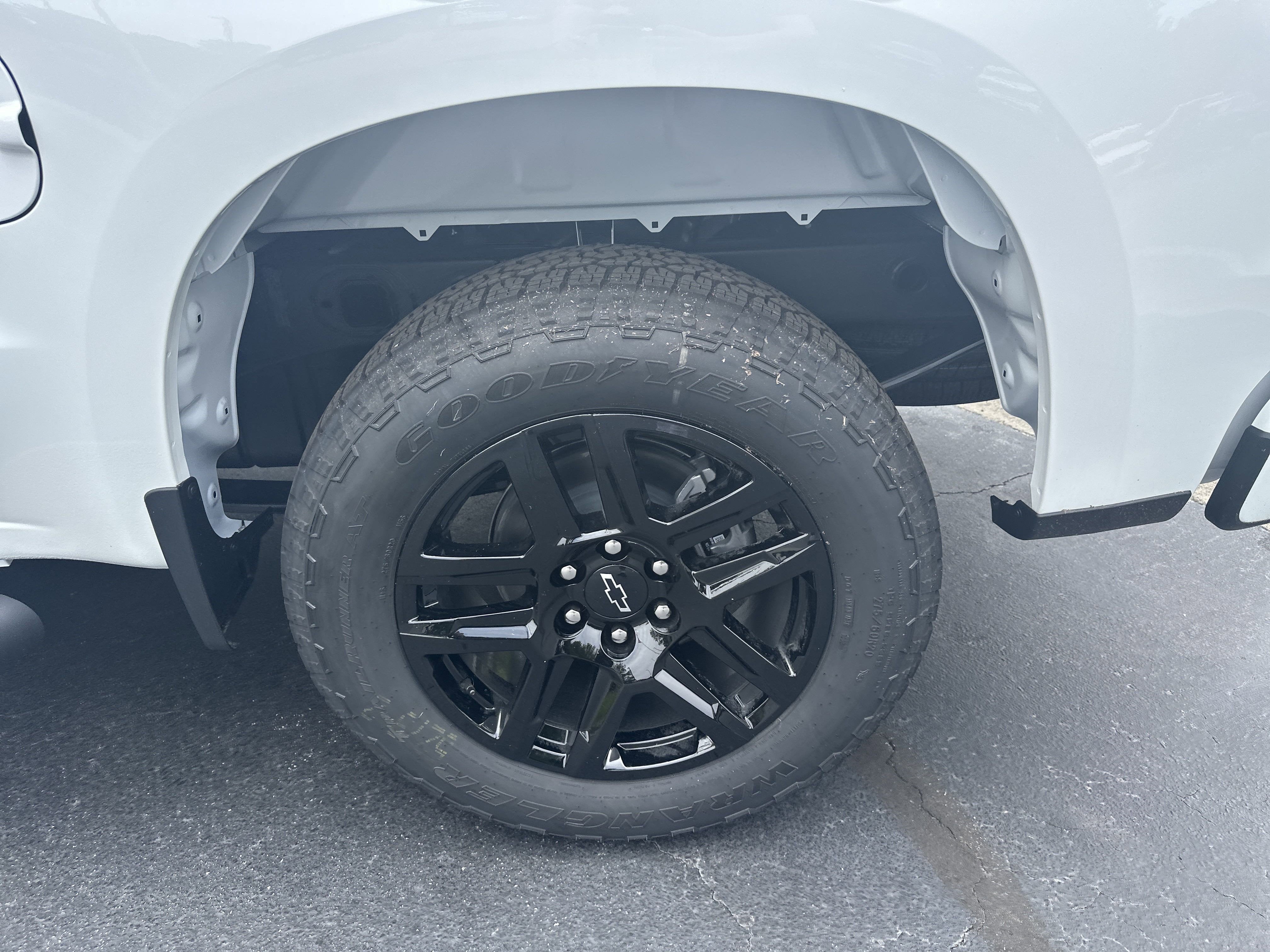 2025 Chevrolet Silverado 1500 Custom