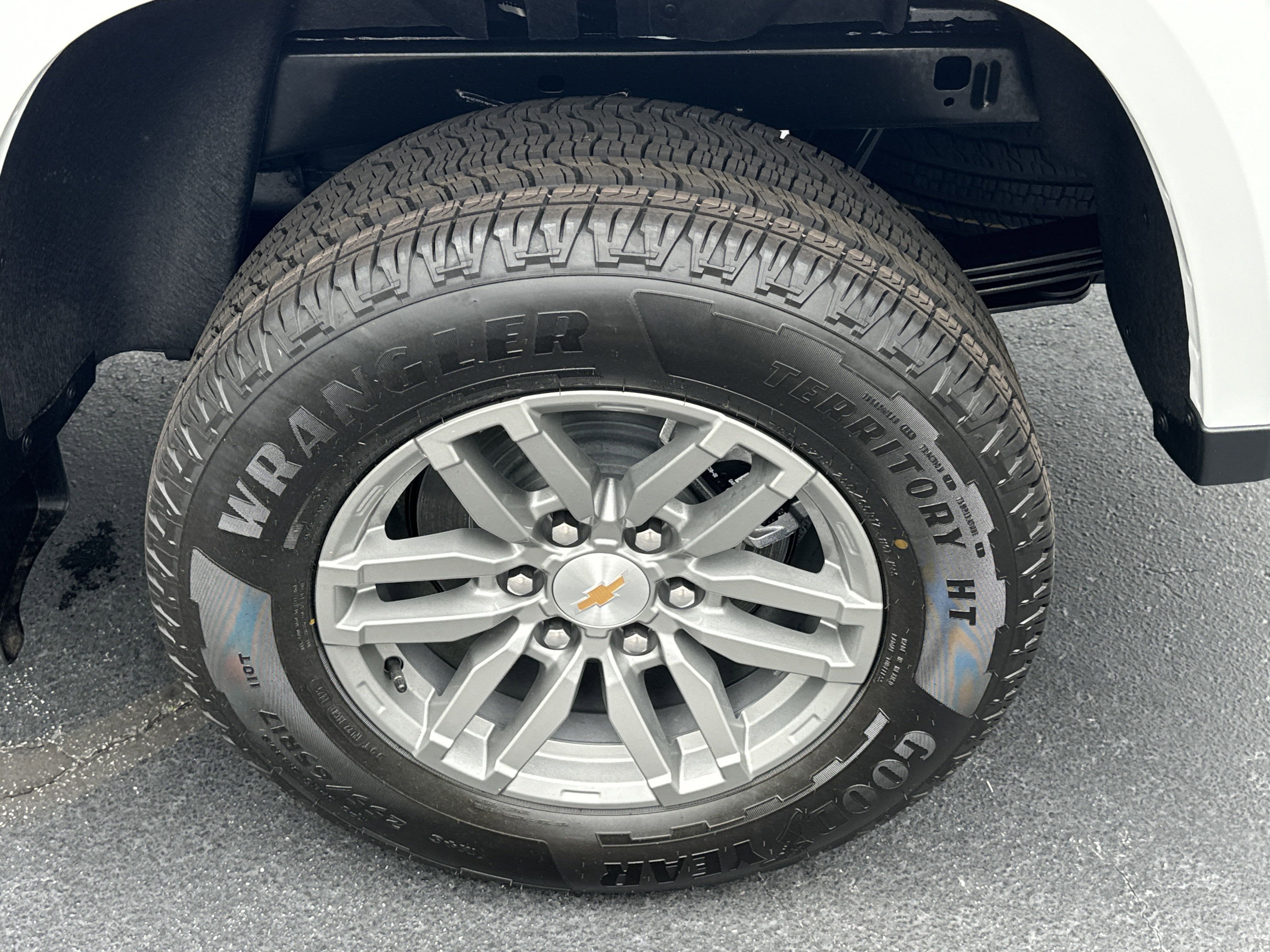 2025 Chevrolet Colorado WT/LT