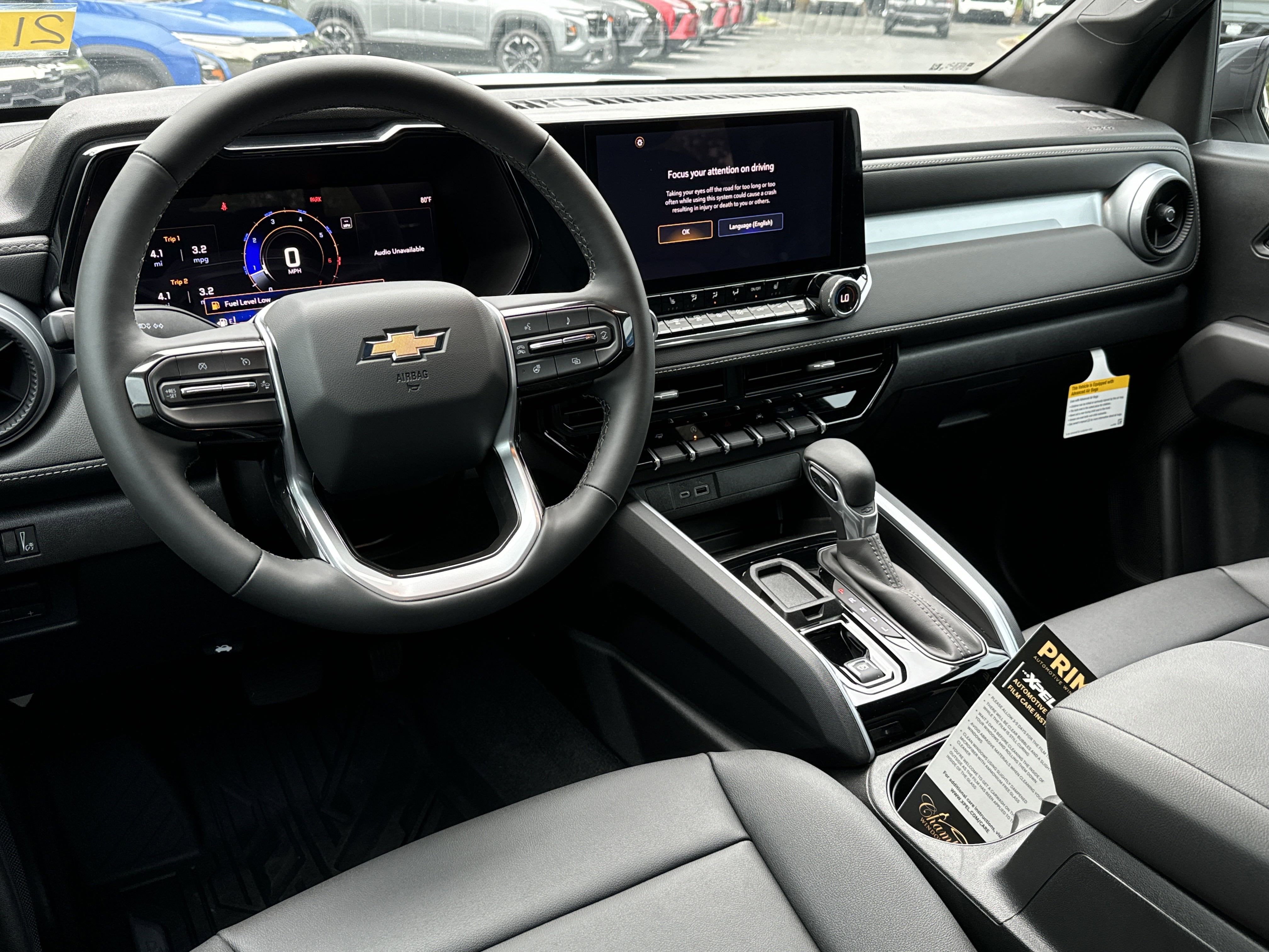 2025 Chevrolet Colorado WT/LT