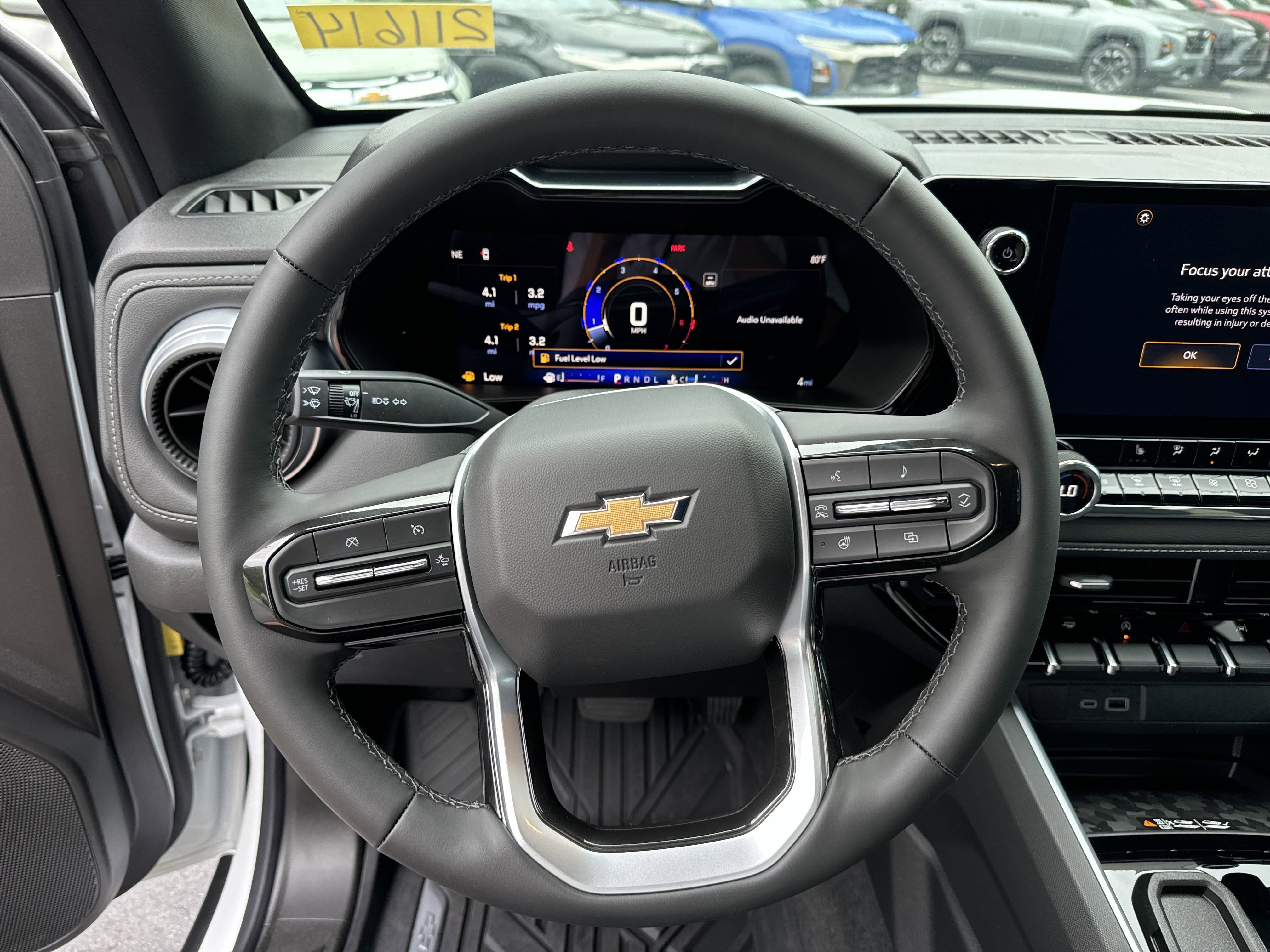 2025 Chevrolet Colorado WT/LT