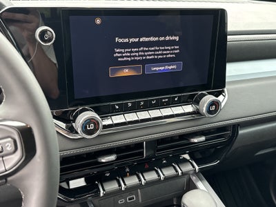 2025 Chevrolet Colorado WT/LT