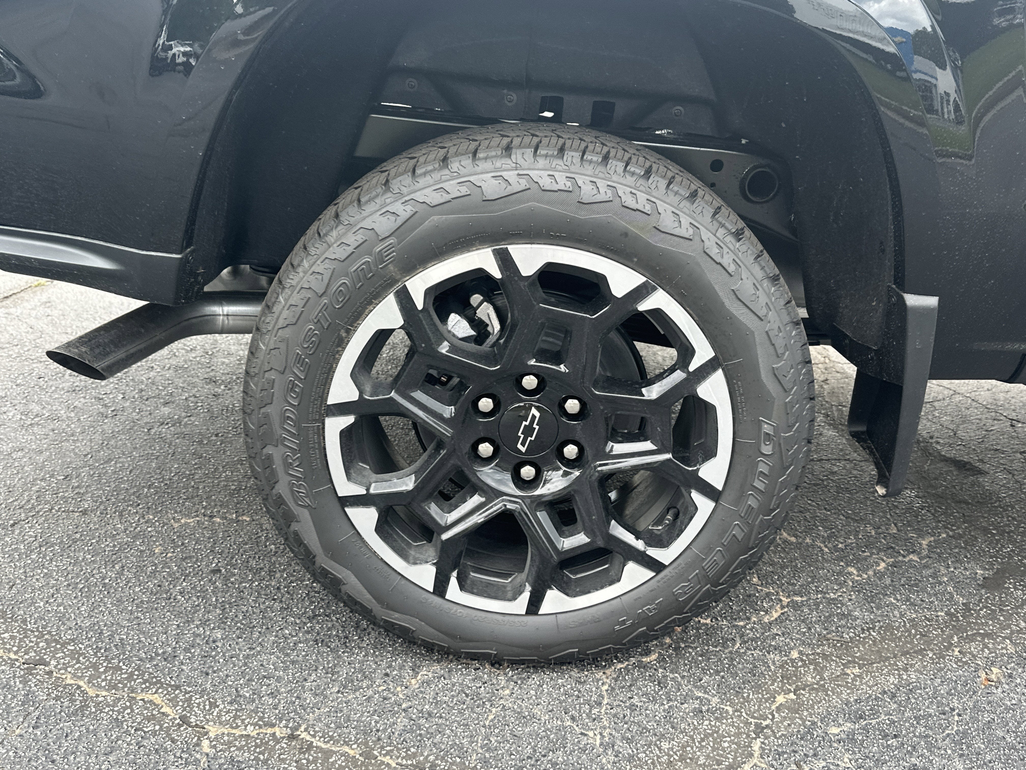 2026 Chevrolet Colorado Z71 - Photo 17