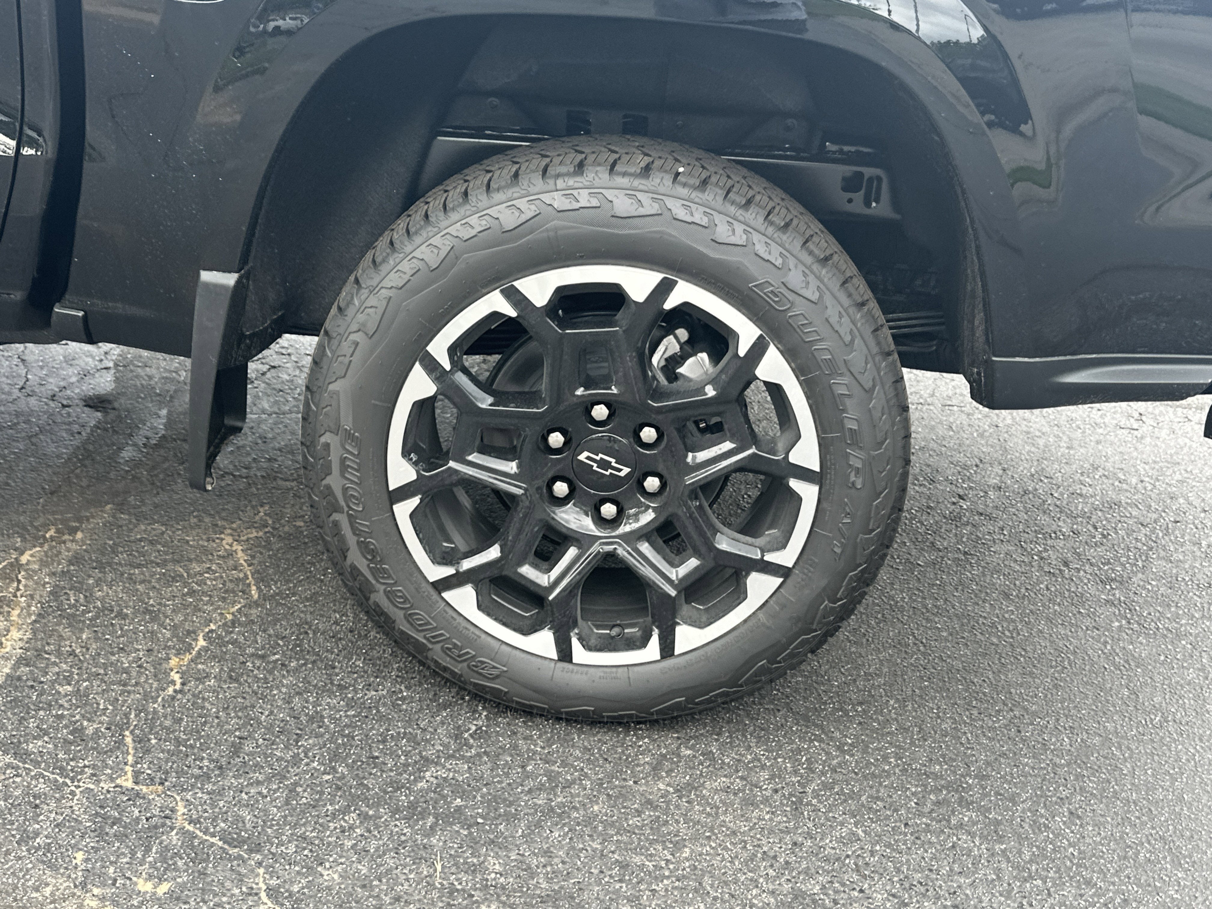2026 Chevrolet Colorado Z71 - Photo 19