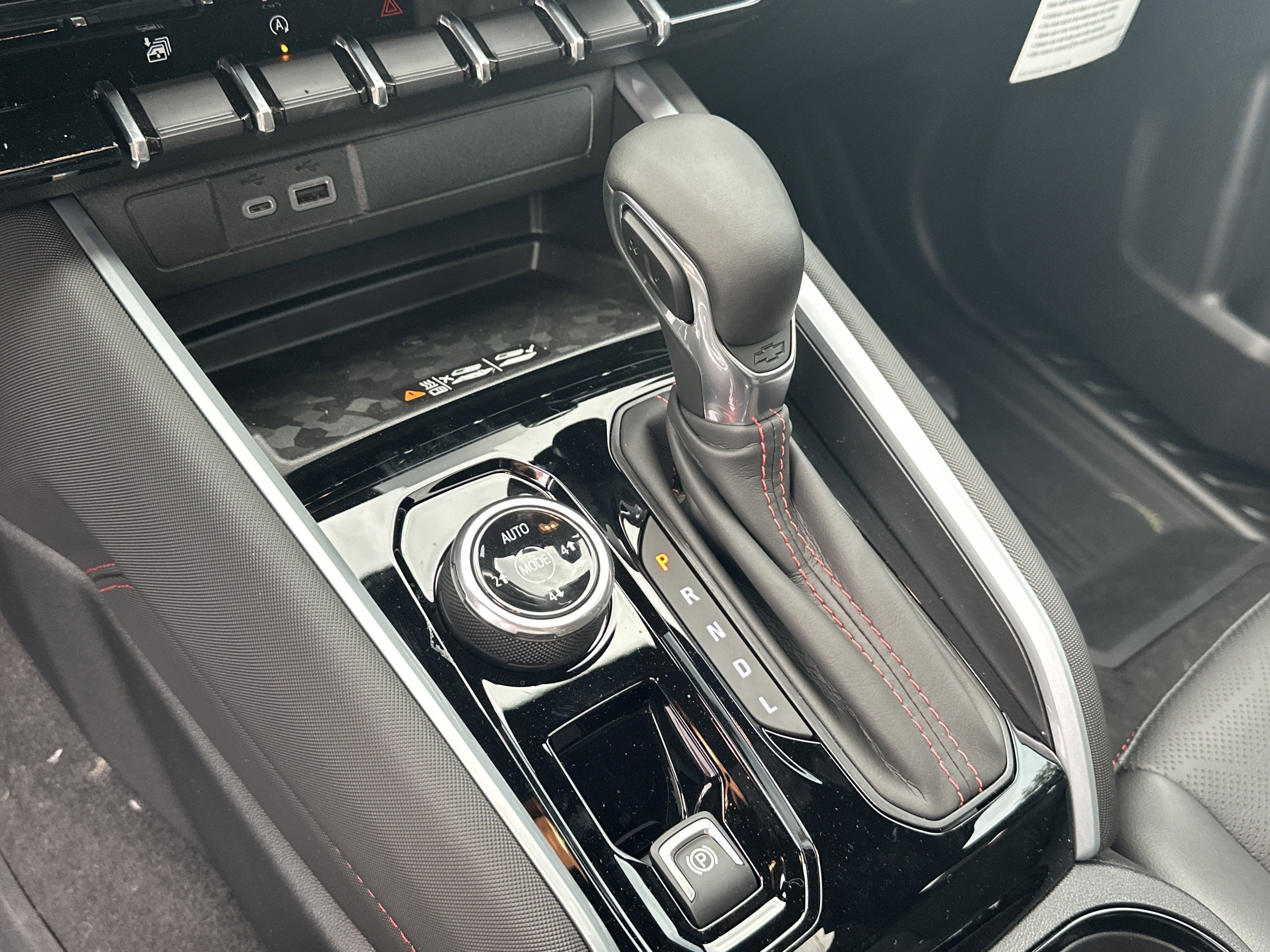 2026 Chevrolet Colorado Z71 - Photo 29