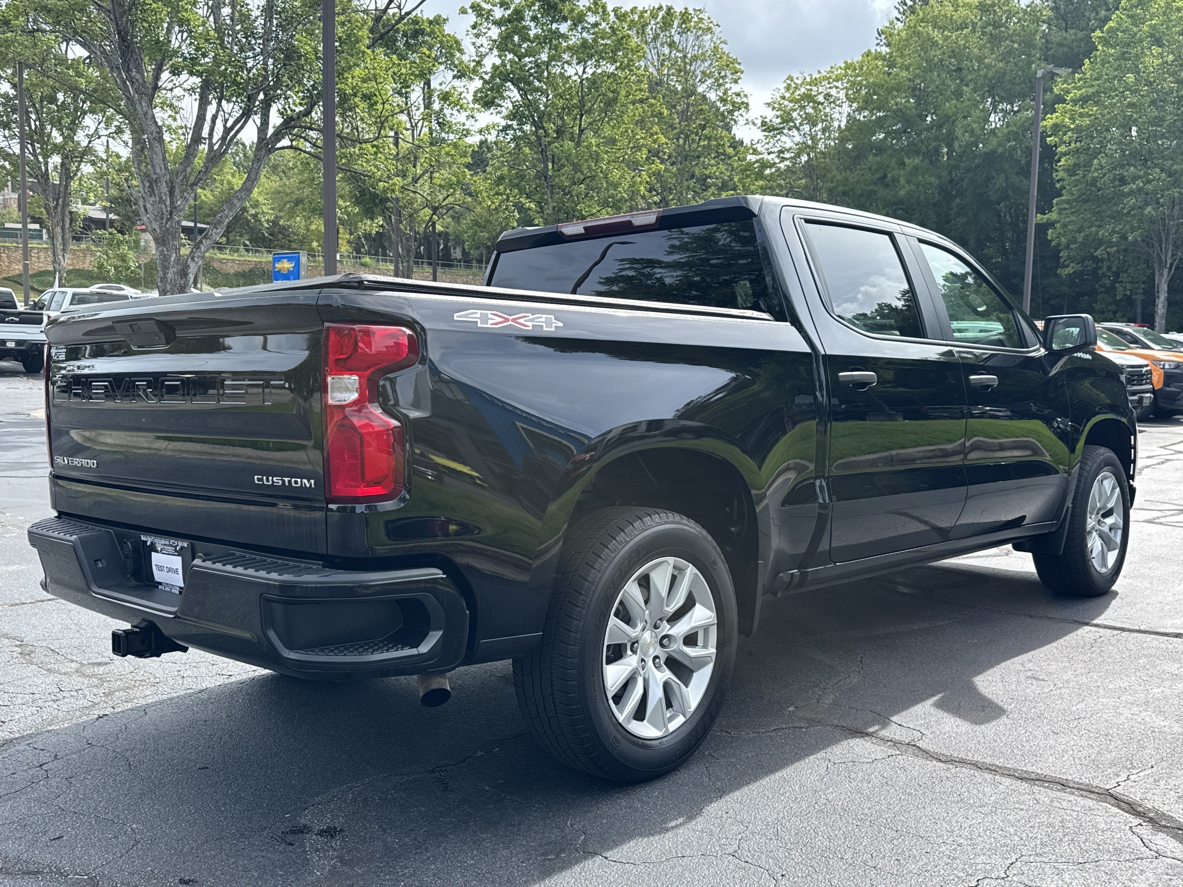 2022 Chevrolet Silverado 1500 LTD Custom