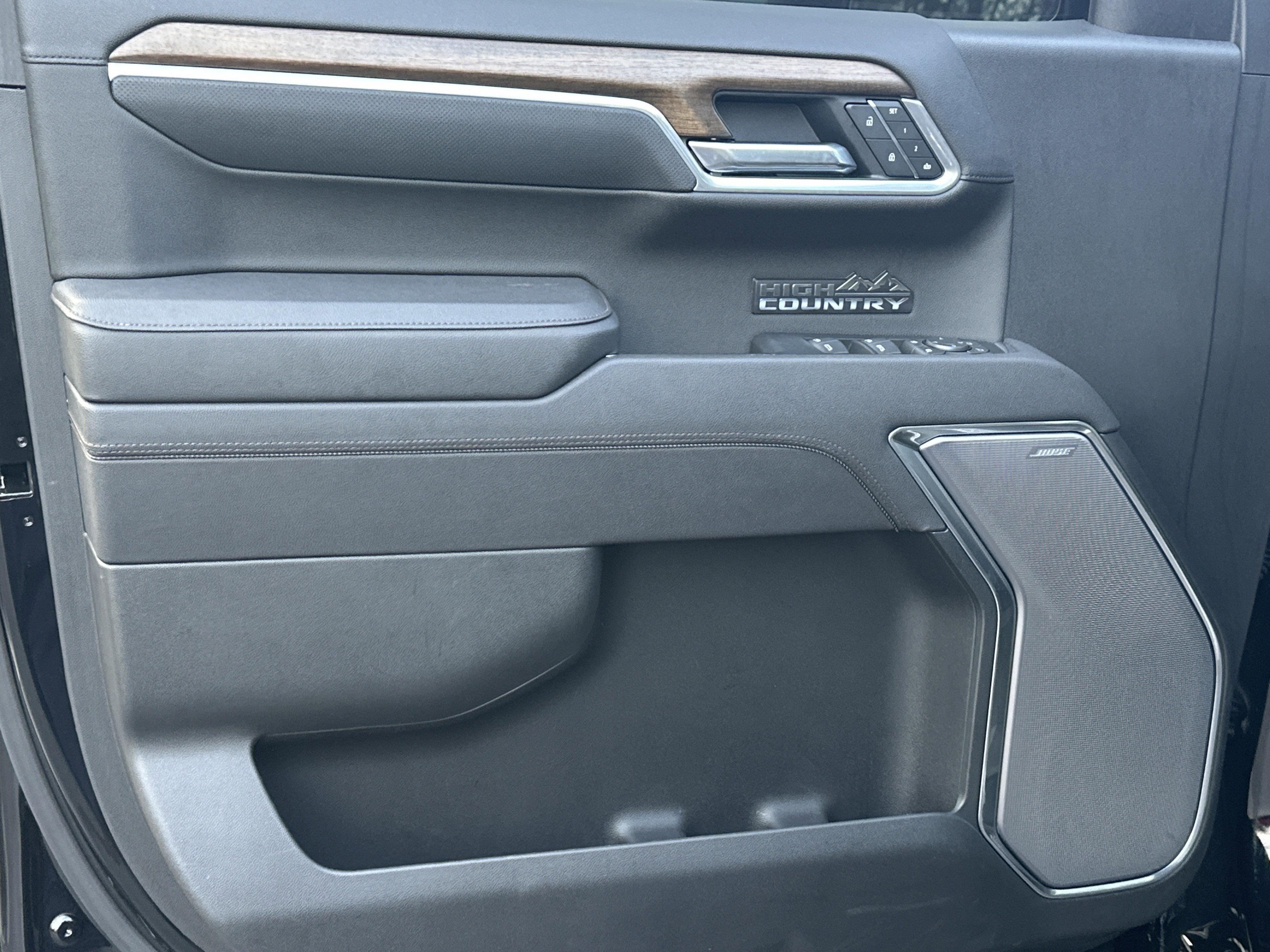 2025 Chevrolet Silverado 1500 High Country