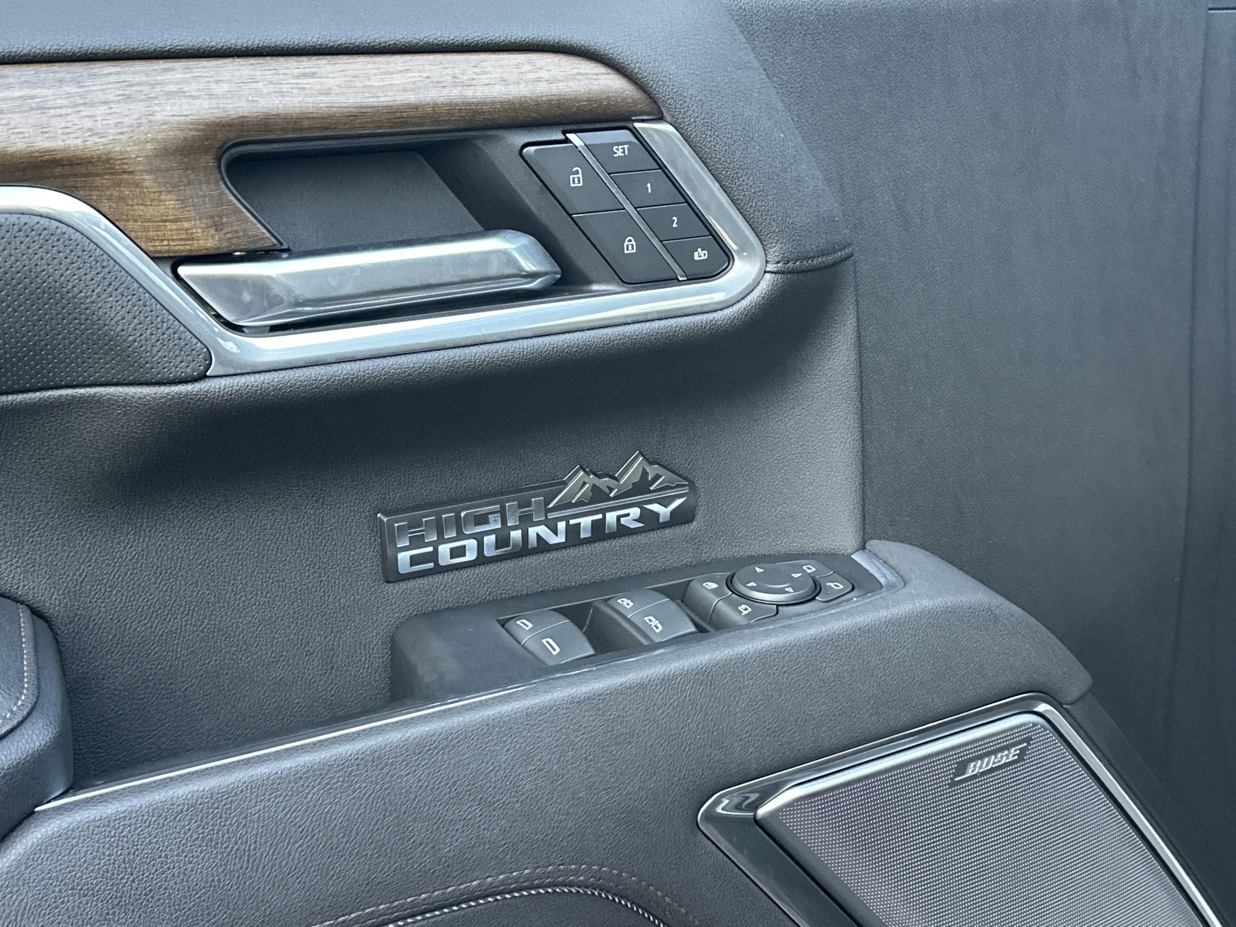 2025 Chevrolet Silverado 1500 High Country