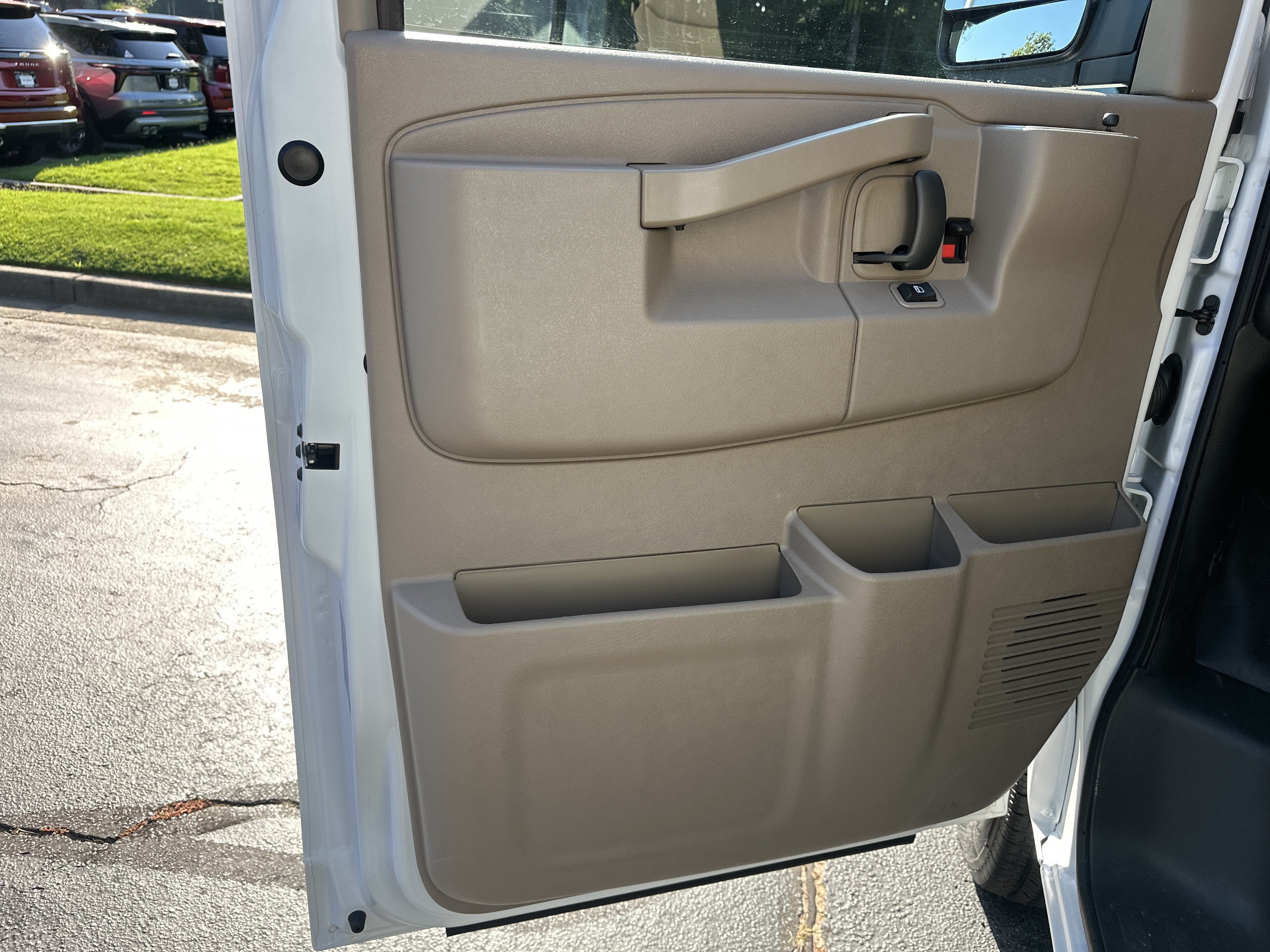 2026 Chevrolet Express Cargo WT