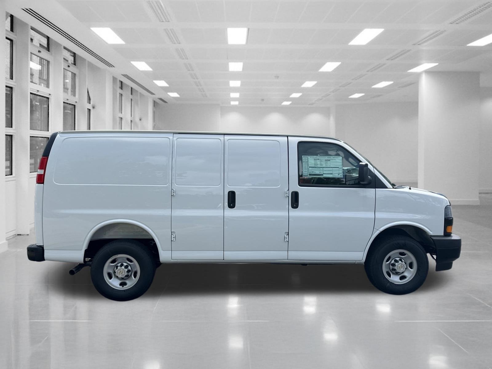 2026 Chevrolet Express Cargo WT