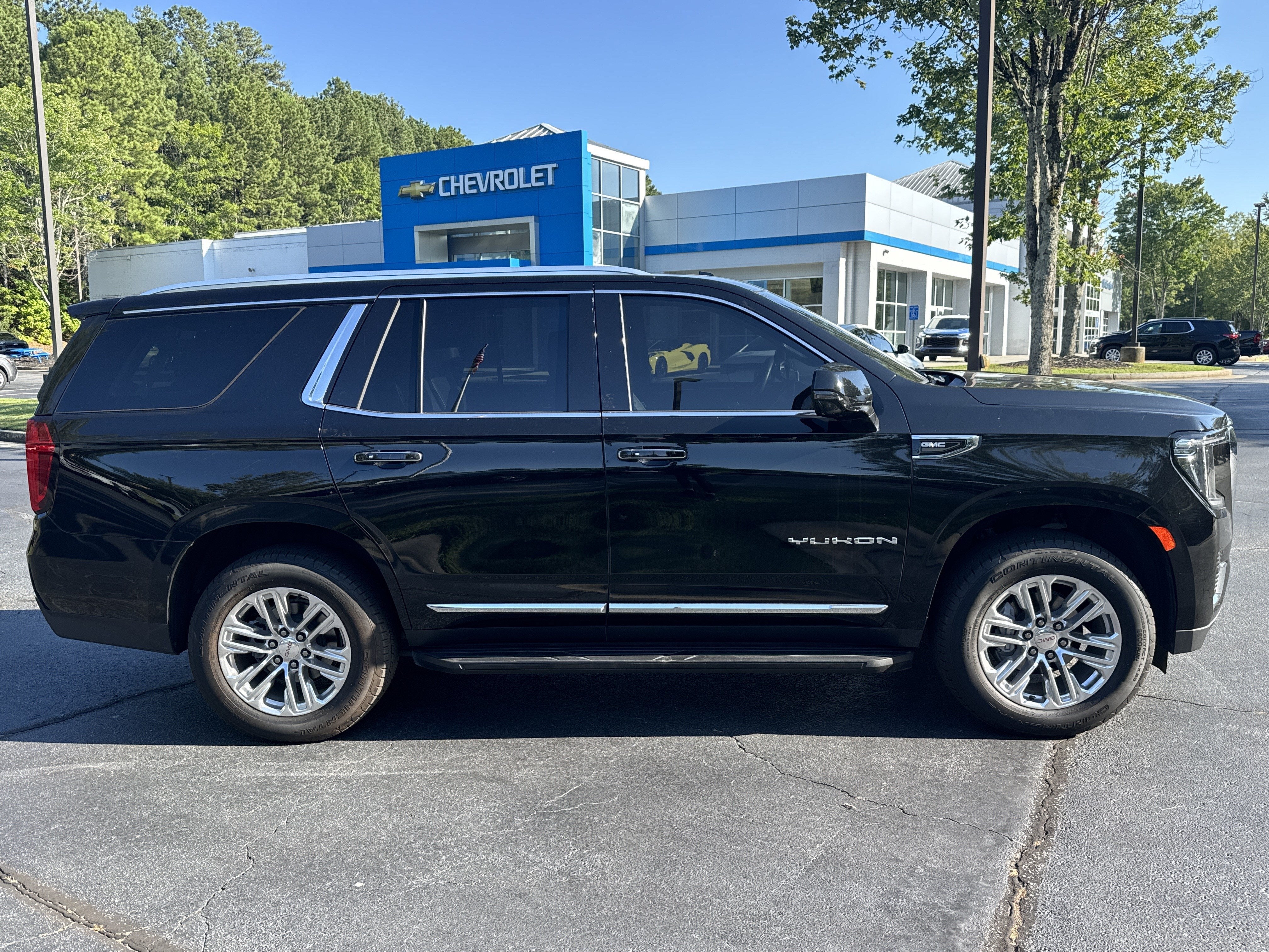 2024 GMC Yukon SLT