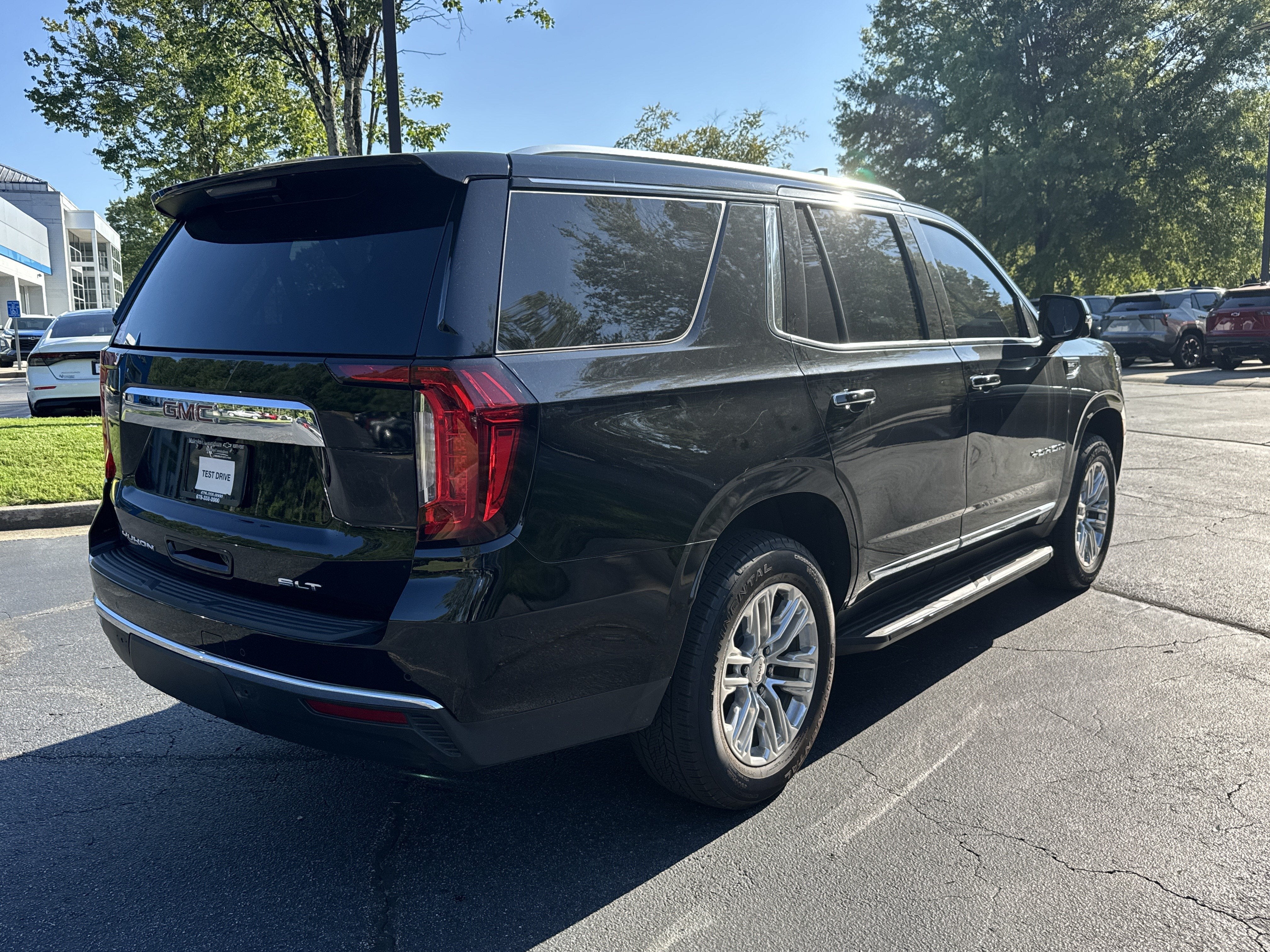 2024 GMC Yukon SLT