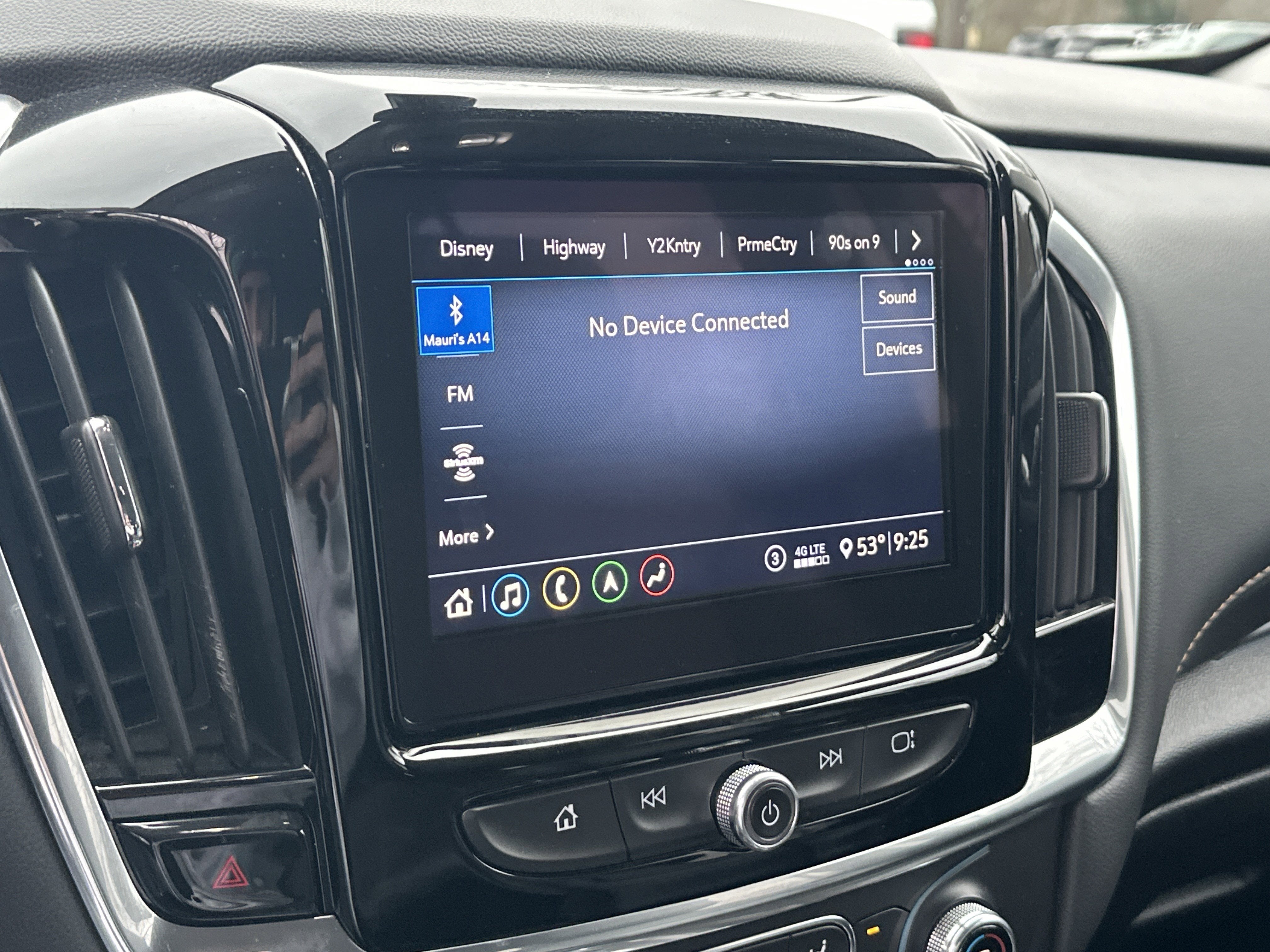 2021 Chevrolet Traverse RS