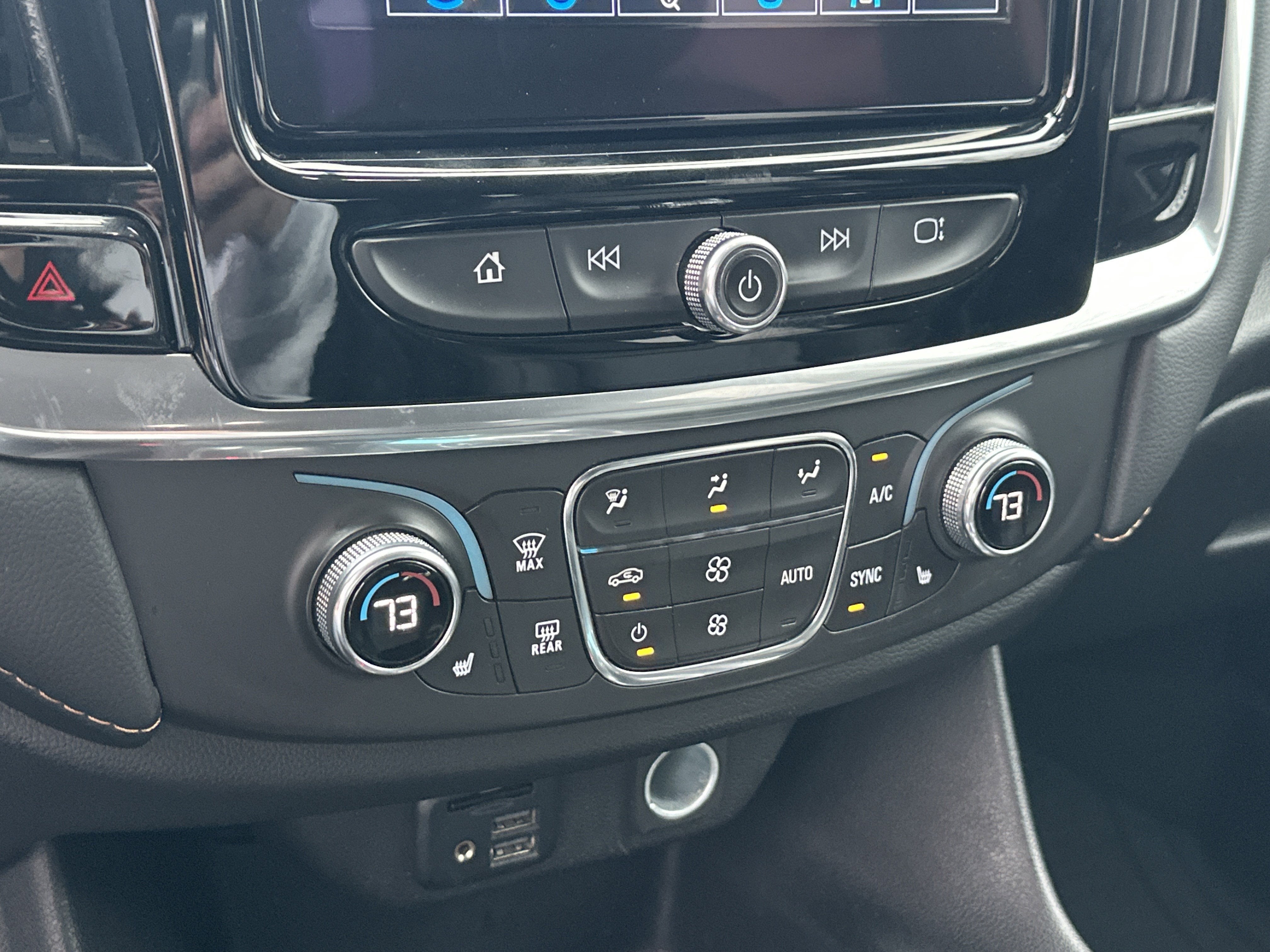 2021 Chevrolet Traverse RS