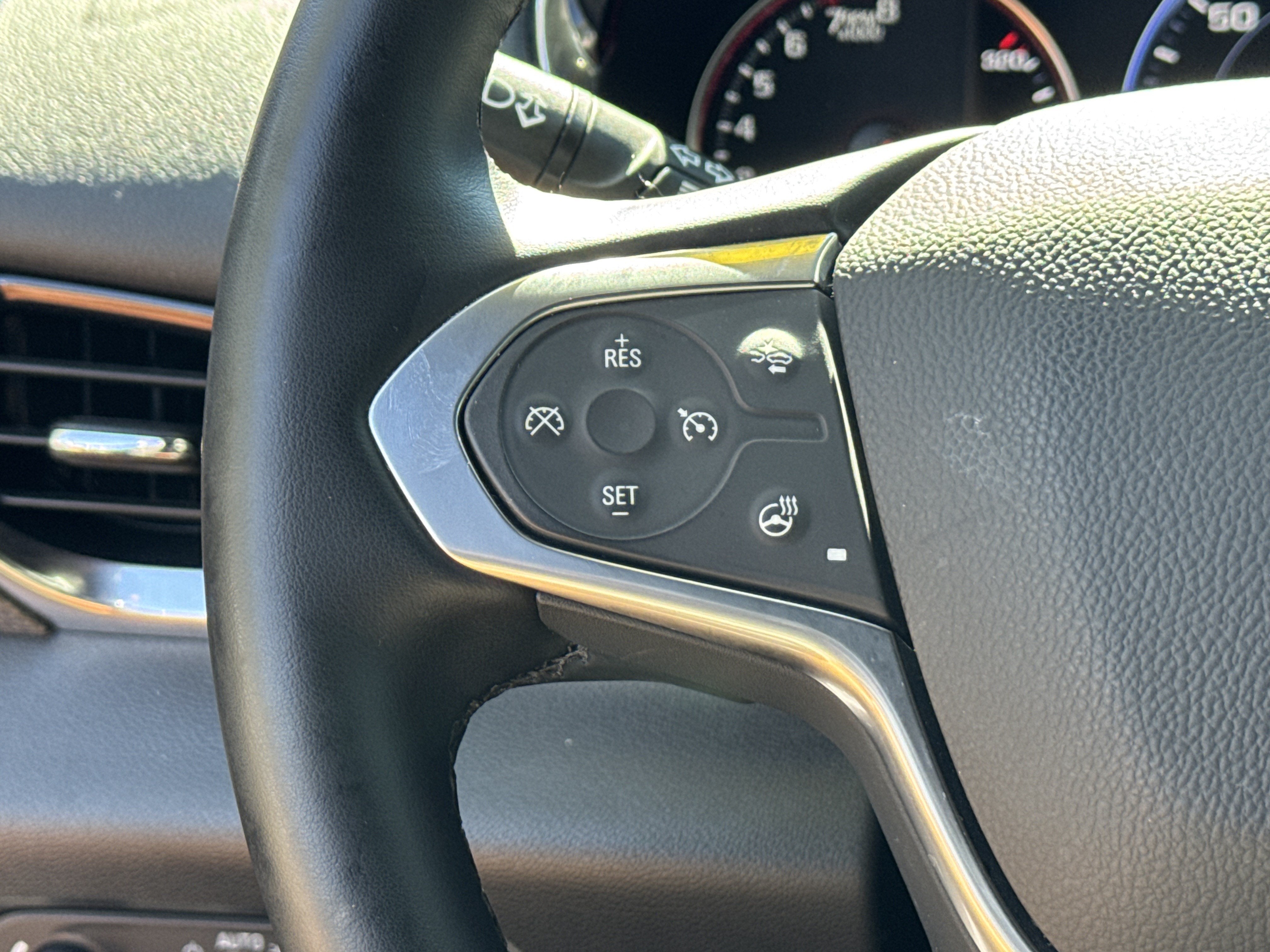2023 Chevrolet Traverse Premier - Photo 21