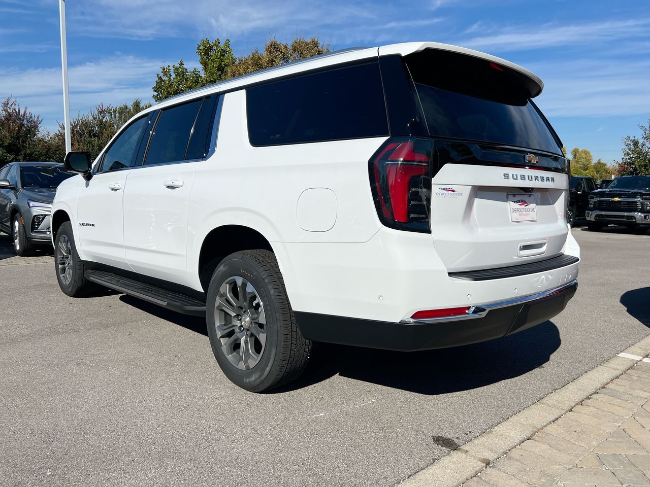 2026 Chevrolet Suburban LS