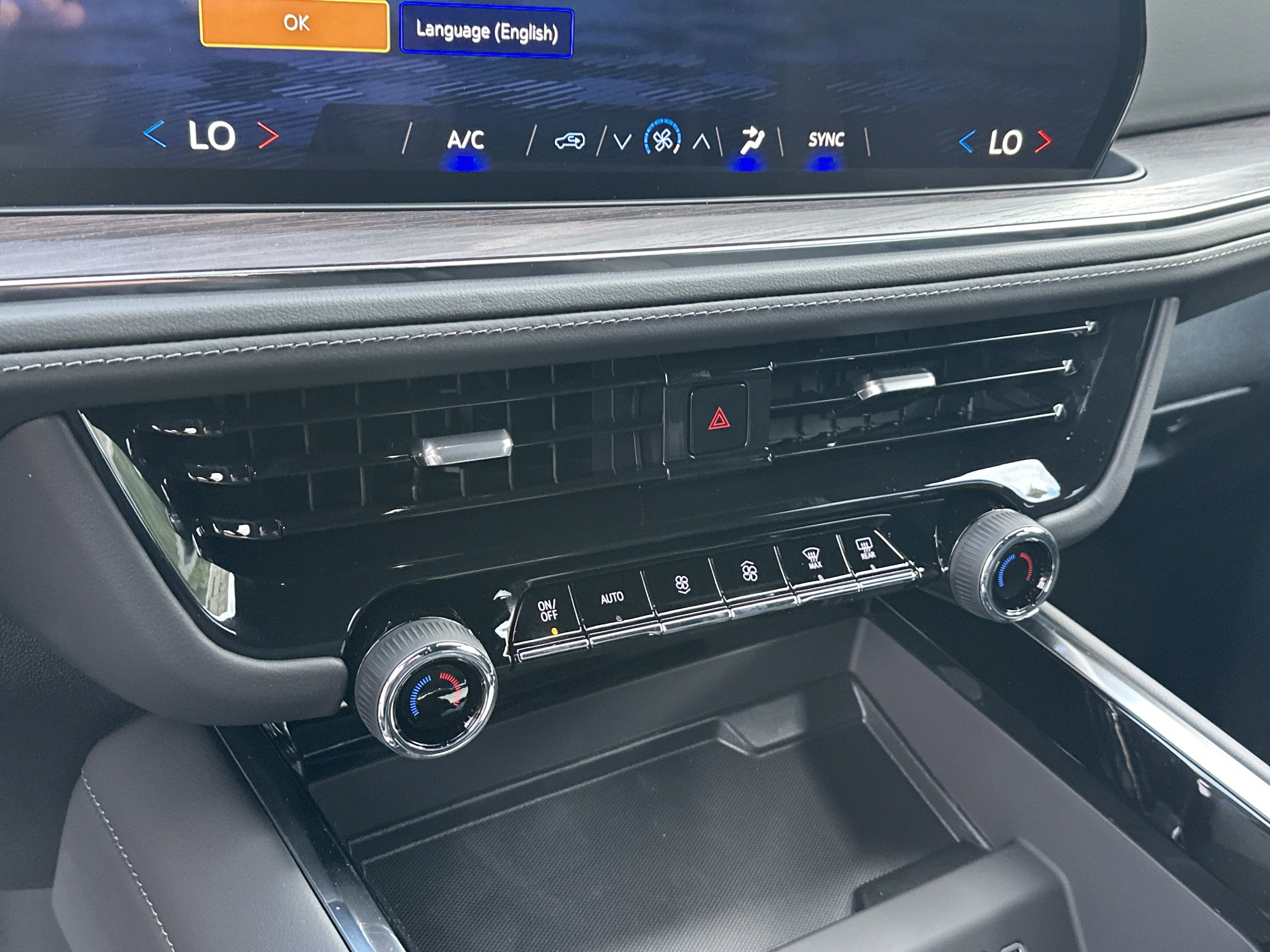 2025 Chevrolet Suburban LS