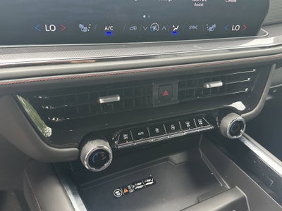 2025 Chevrolet Suburban RST