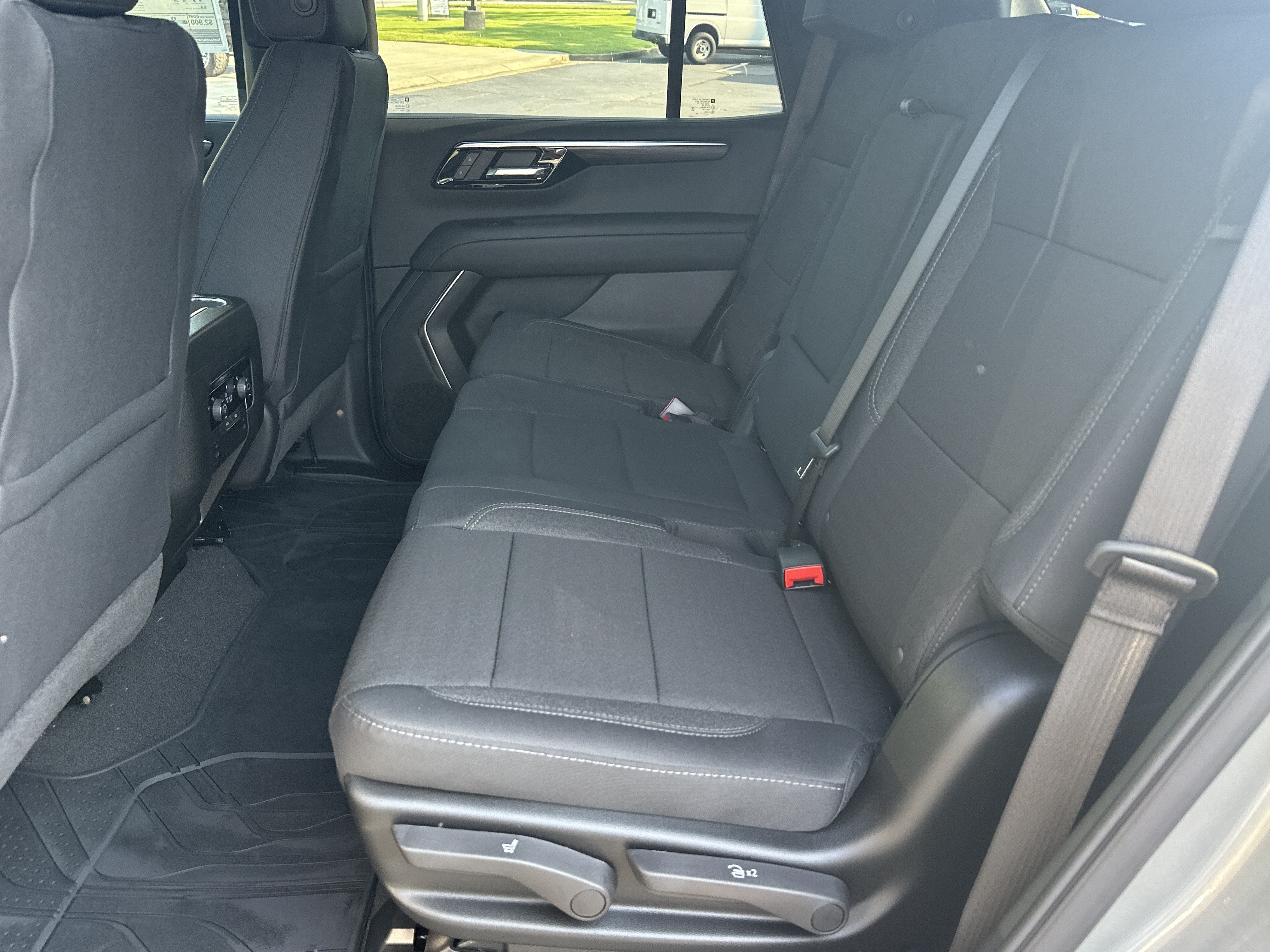 2026 Chevrolet Tahoe LS - Photo 19