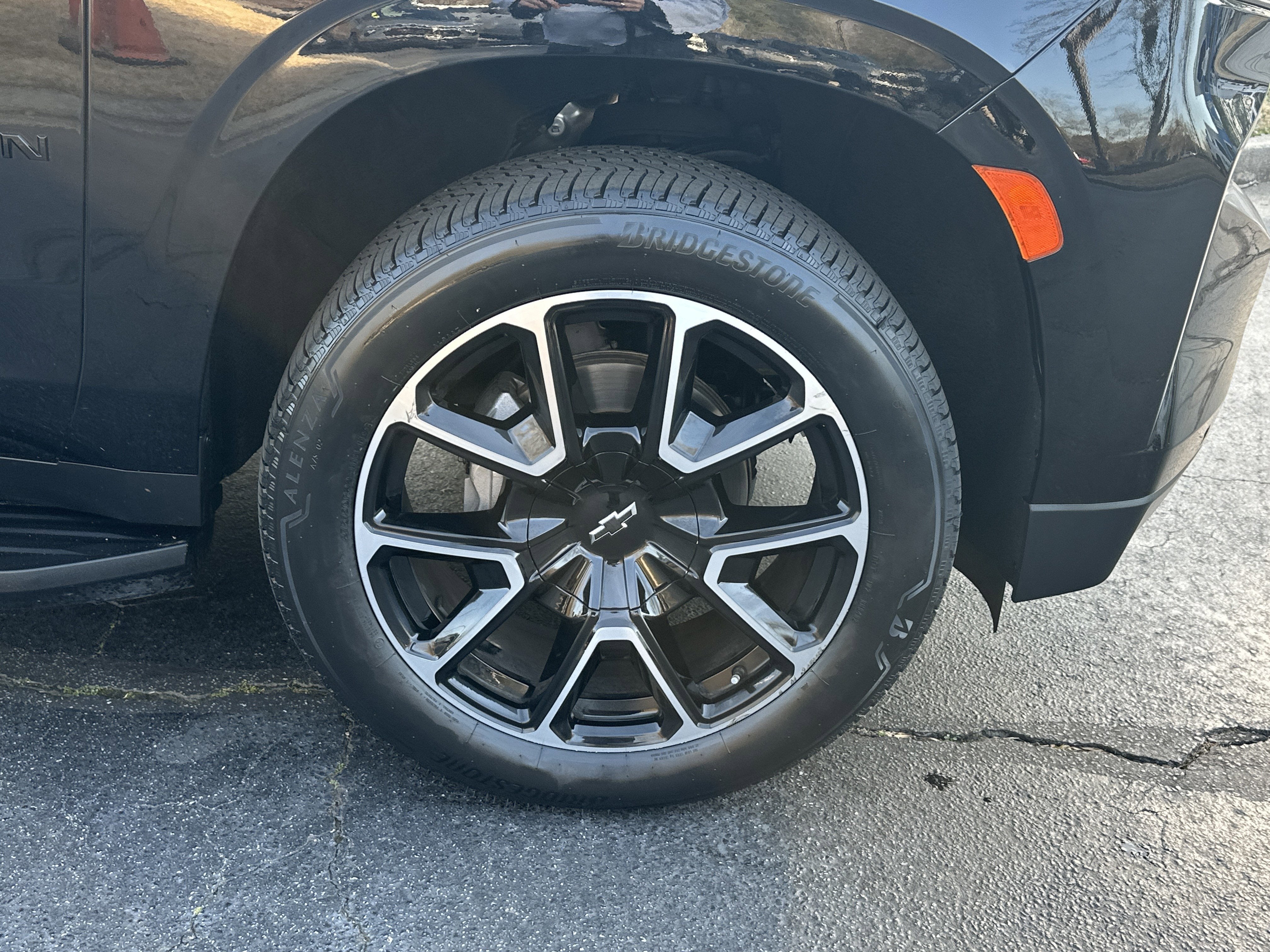 2024 Chevrolet Suburban RST