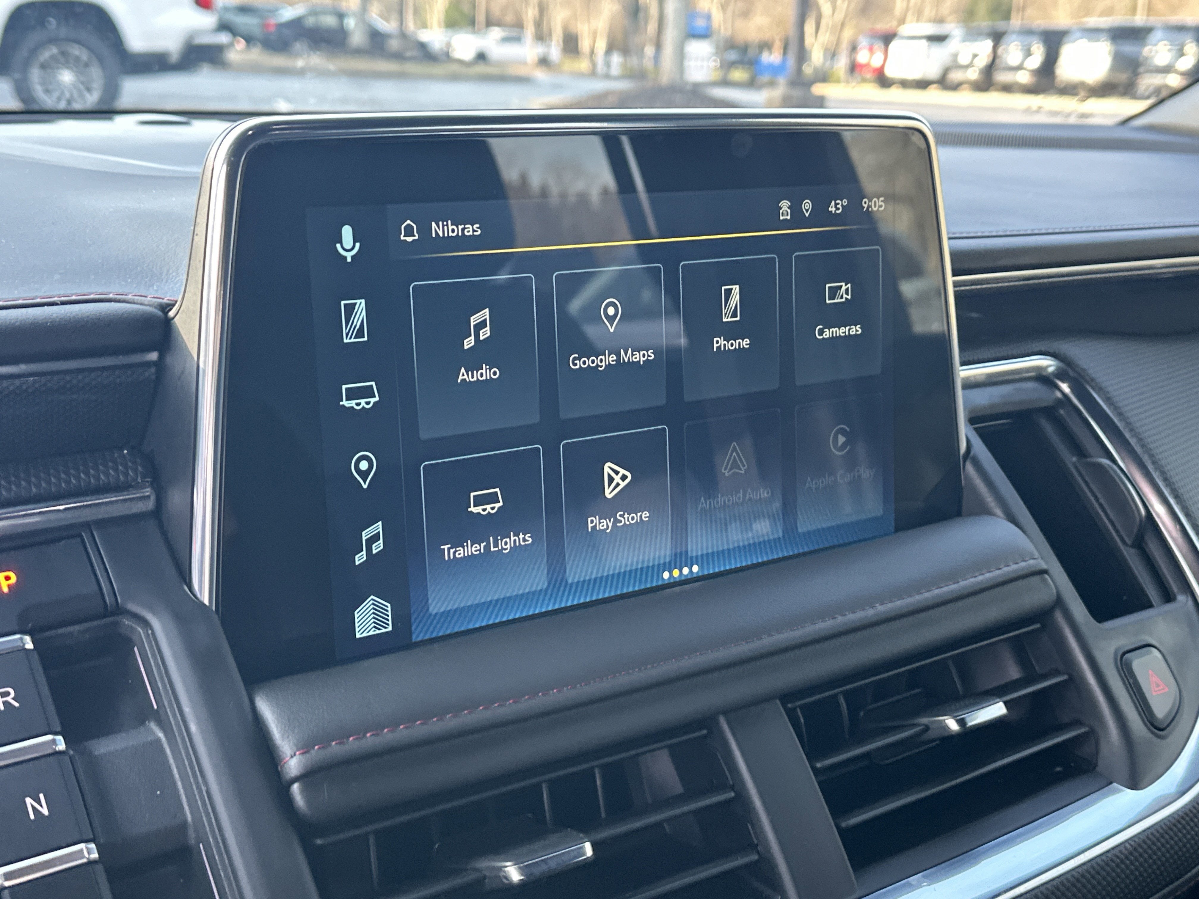 2024 Chevrolet Suburban RST