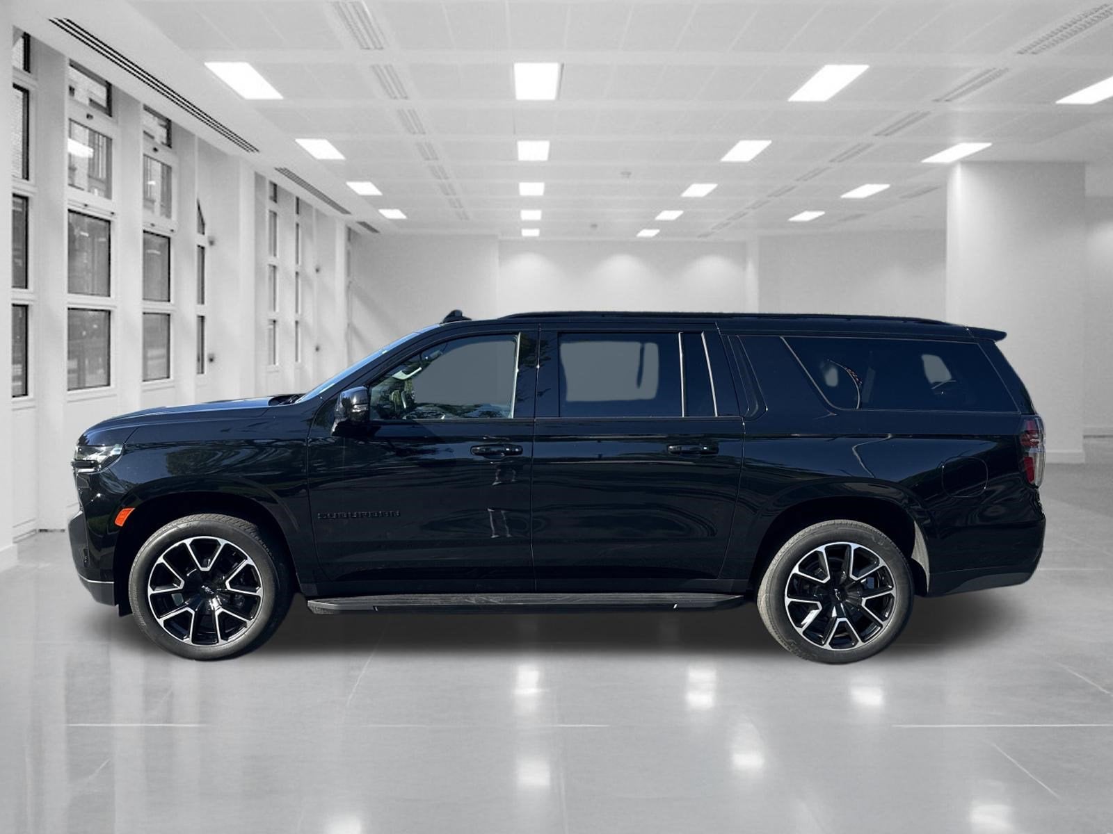 2024 Chevrolet Suburban RST