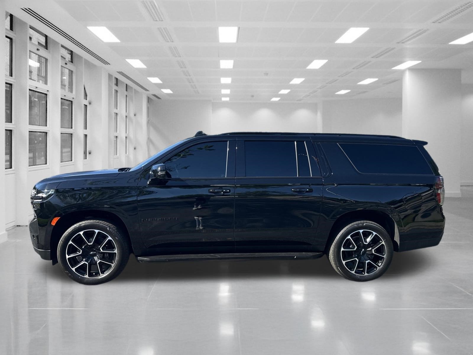 2024 Chevrolet Suburban RST