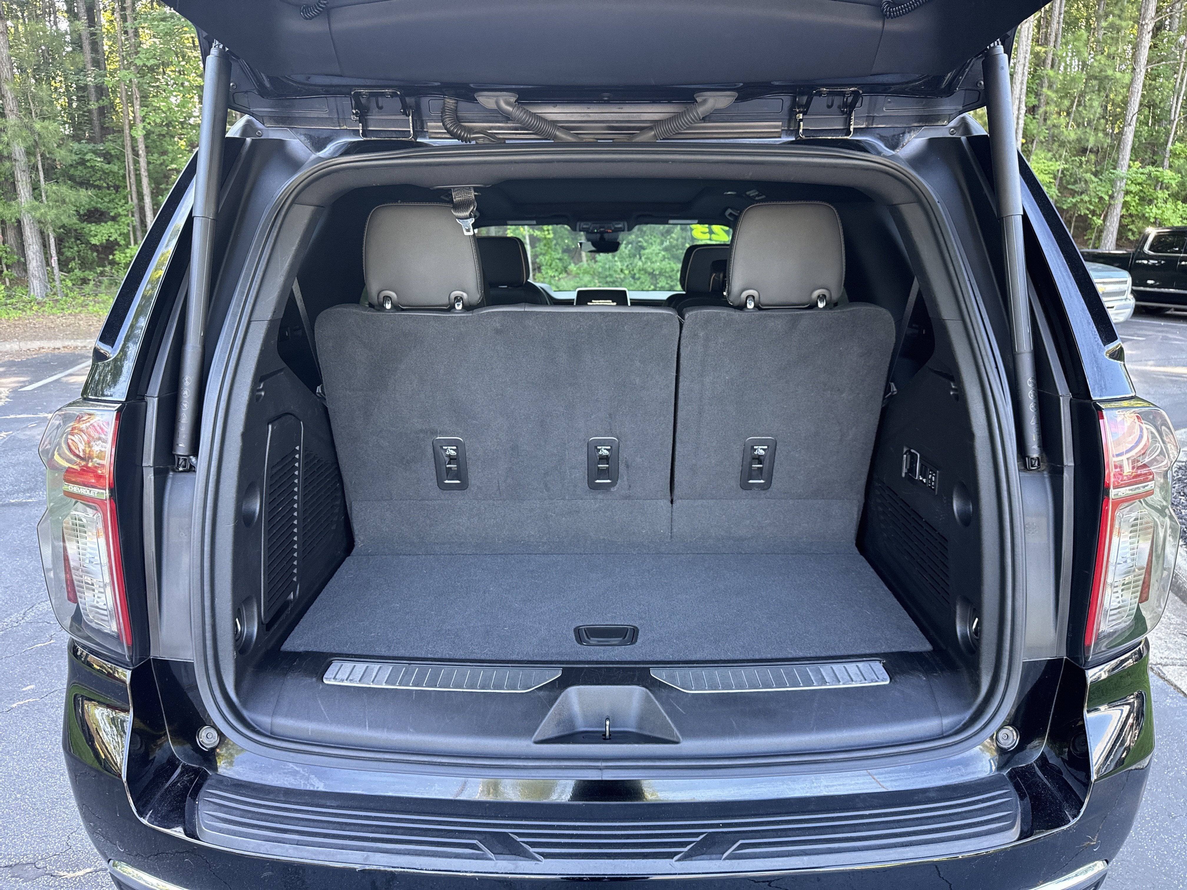 2023 Chevrolet Tahoe Premier - Photo 16