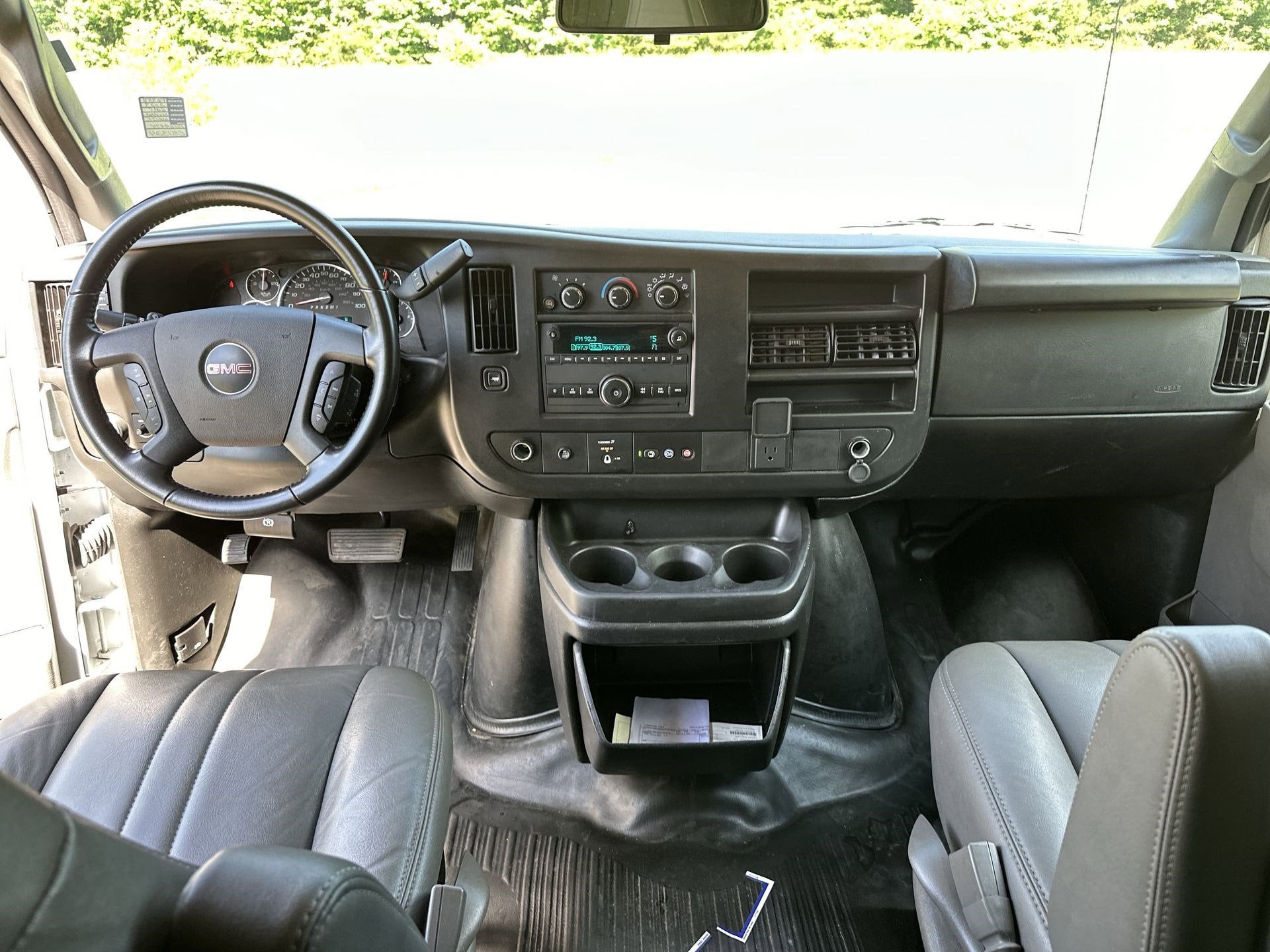 2023 GMC Savana Cargo 2500 Work Van