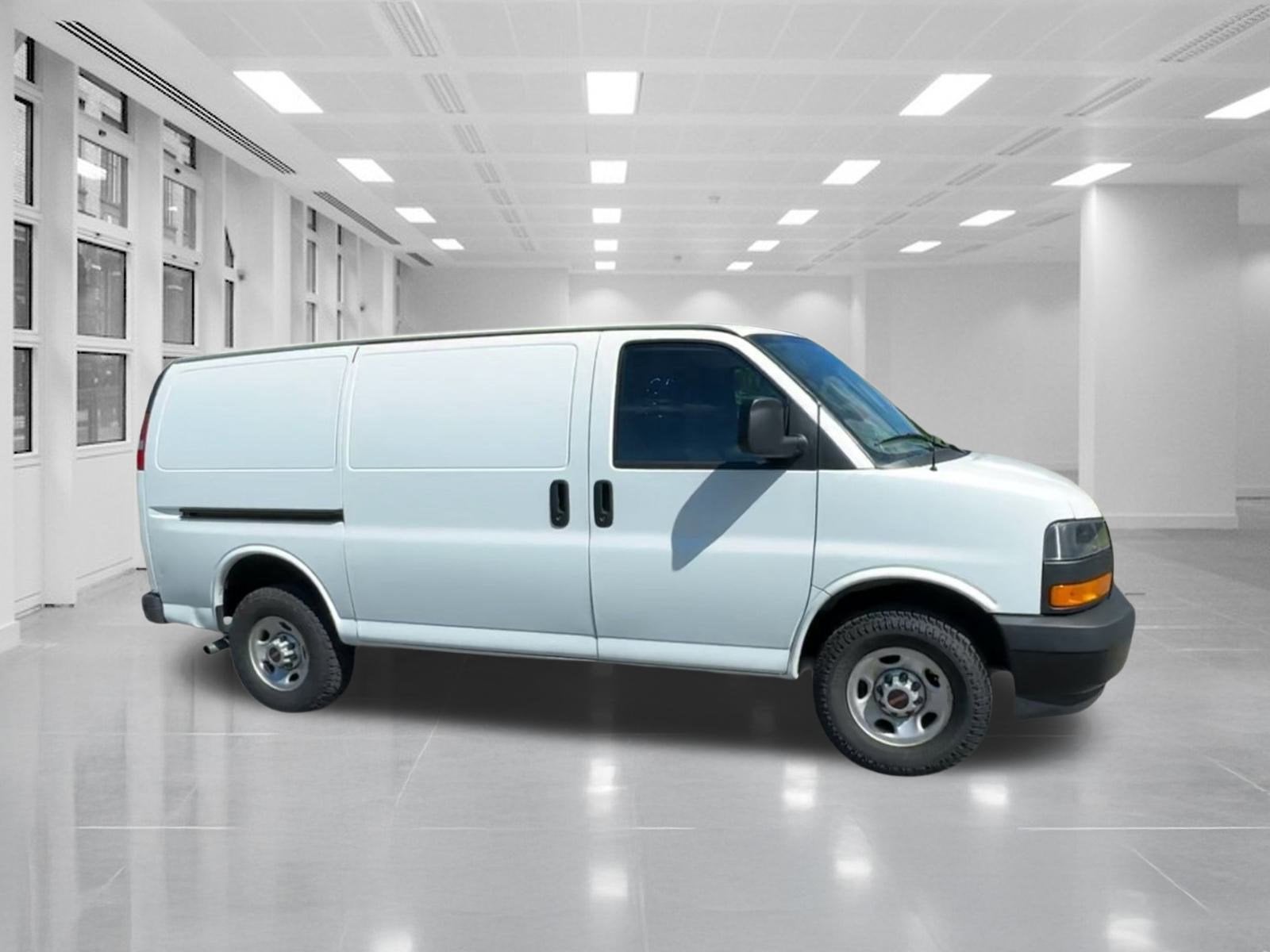 2023 GMC Savana Cargo 2500 Work Van