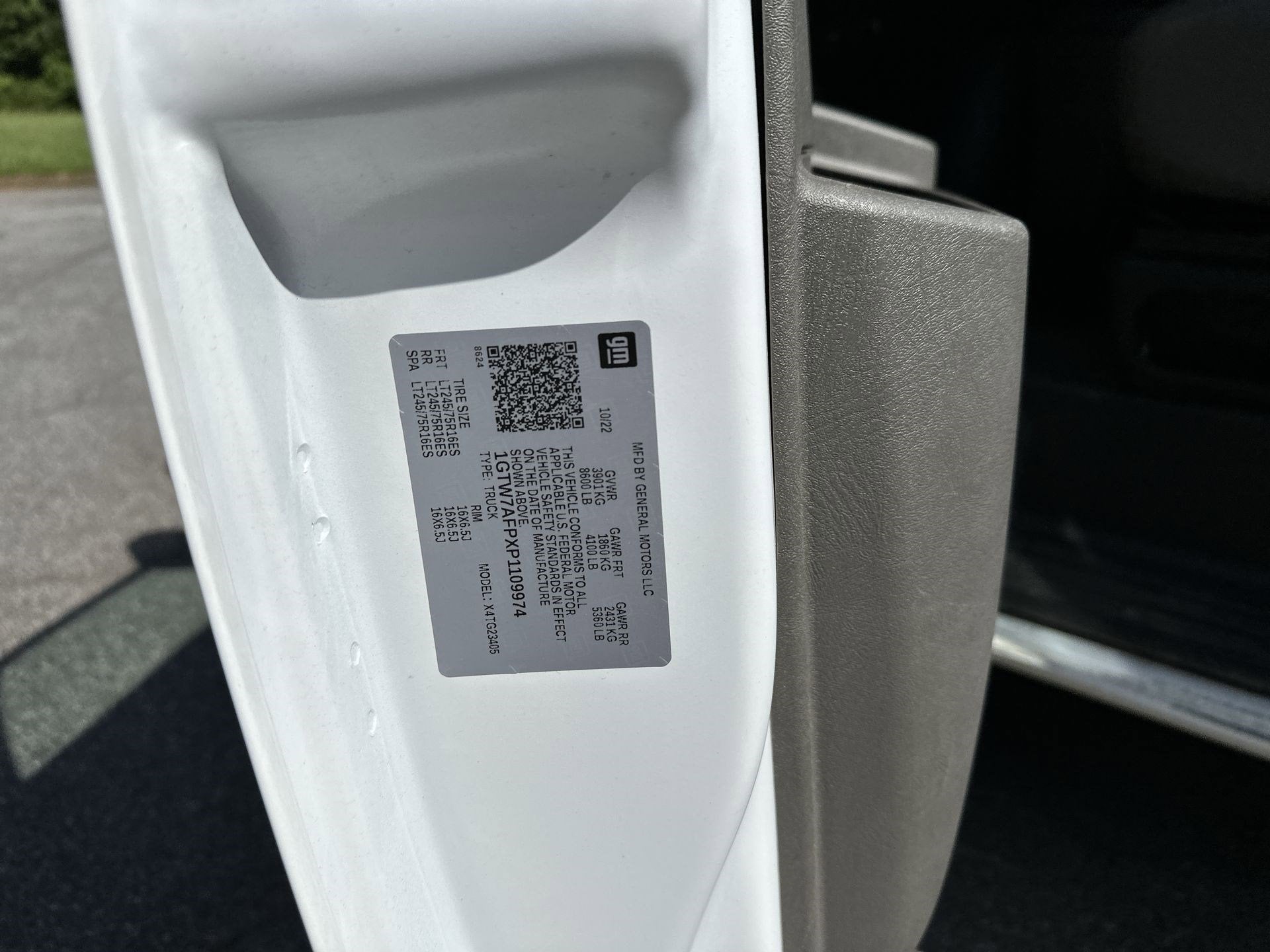 2023 GMC Savana Cargo 2500 Work Van