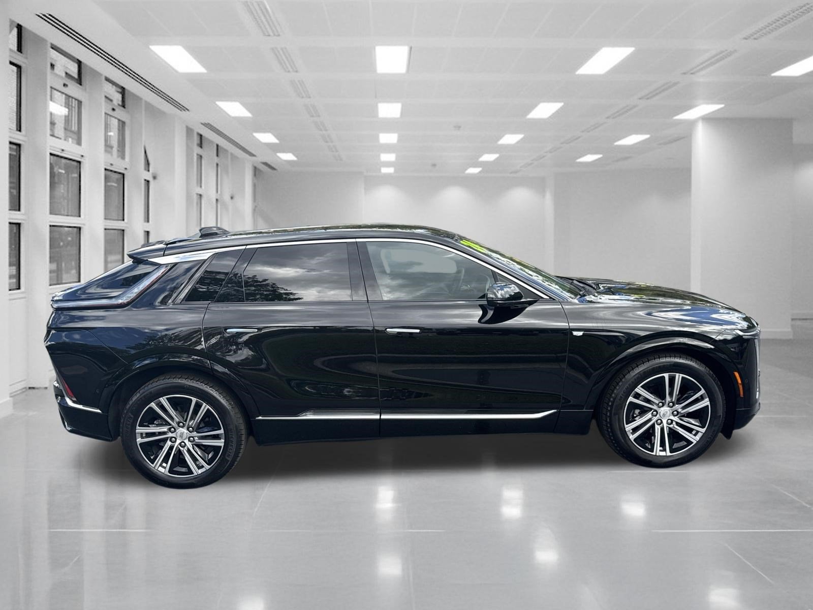 2024 Cadillac LYRIQ Tech