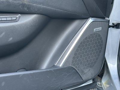 2017 Cadillac Escalade Luxury