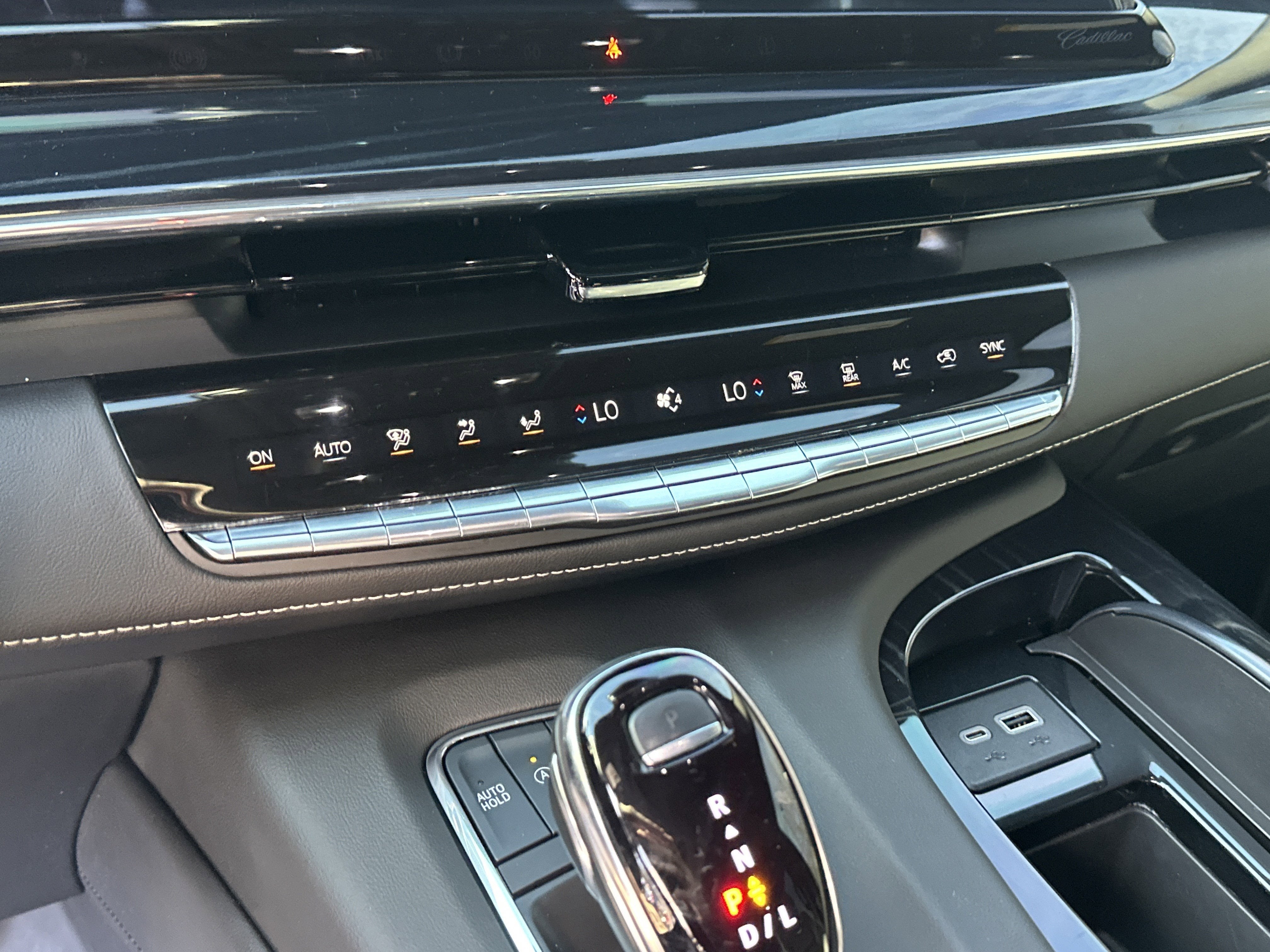 2024 Cadillac Escalade Sport