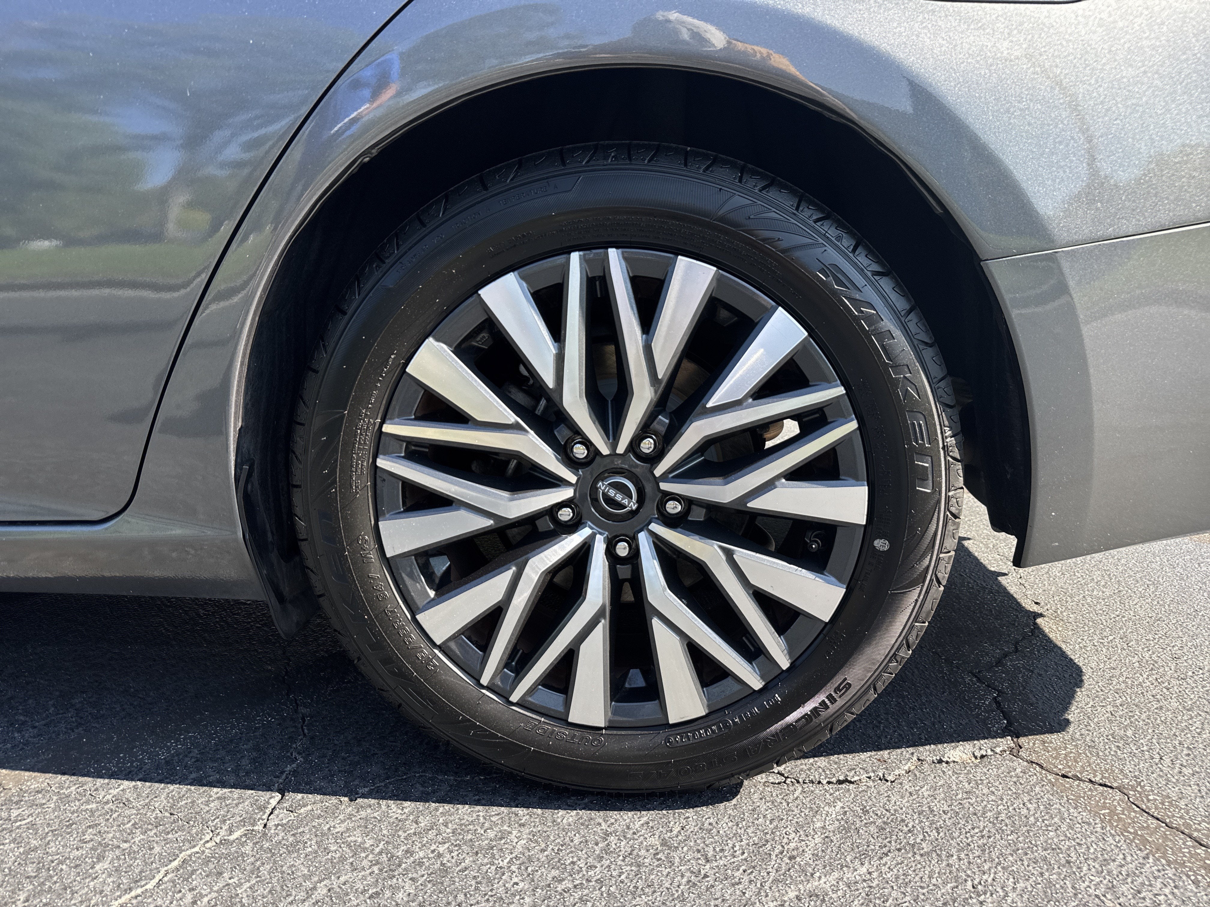 2024 Nissan Altima 2.5 SV