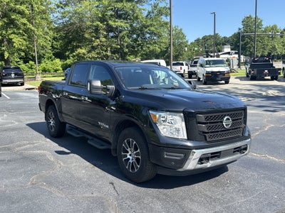 2021 Nissan TITAN Crew Cab SV 4x4