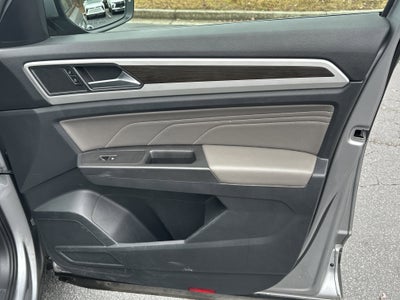 2022 Volkswagen Atlas 2.0T SE w/Technology