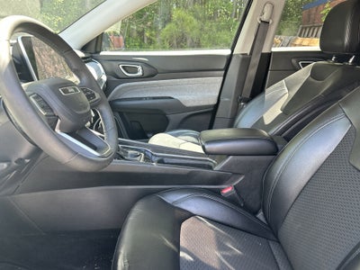 2022 Jeep Compass Latitude FWD