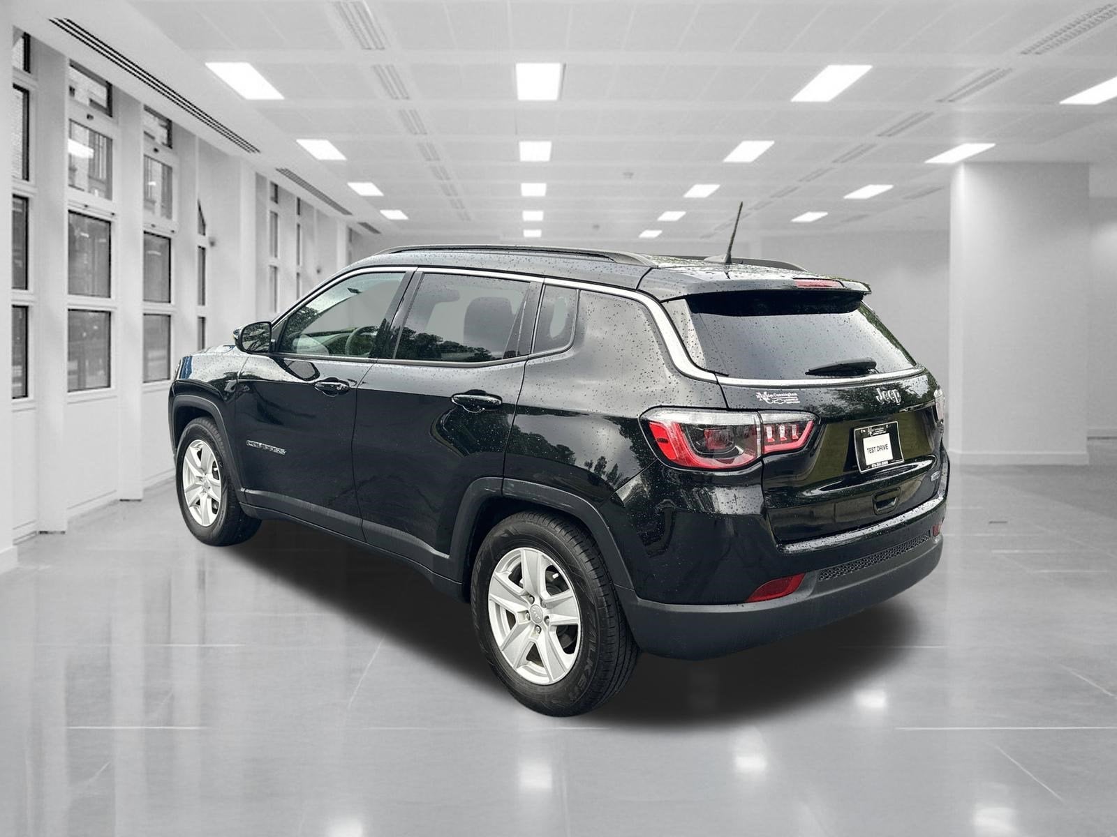 2022 Jeep Compass Latitude FWD