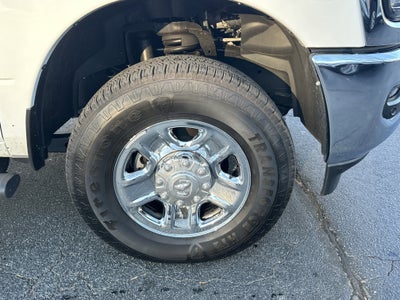 2025 RAM 3500 Tradesman Crew Cab 4x4 6'4" Box