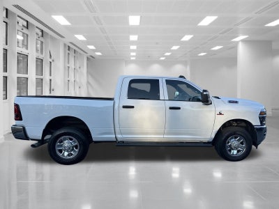 2025 RAM 3500 Tradesman Crew Cab 4x4 6'4" Box