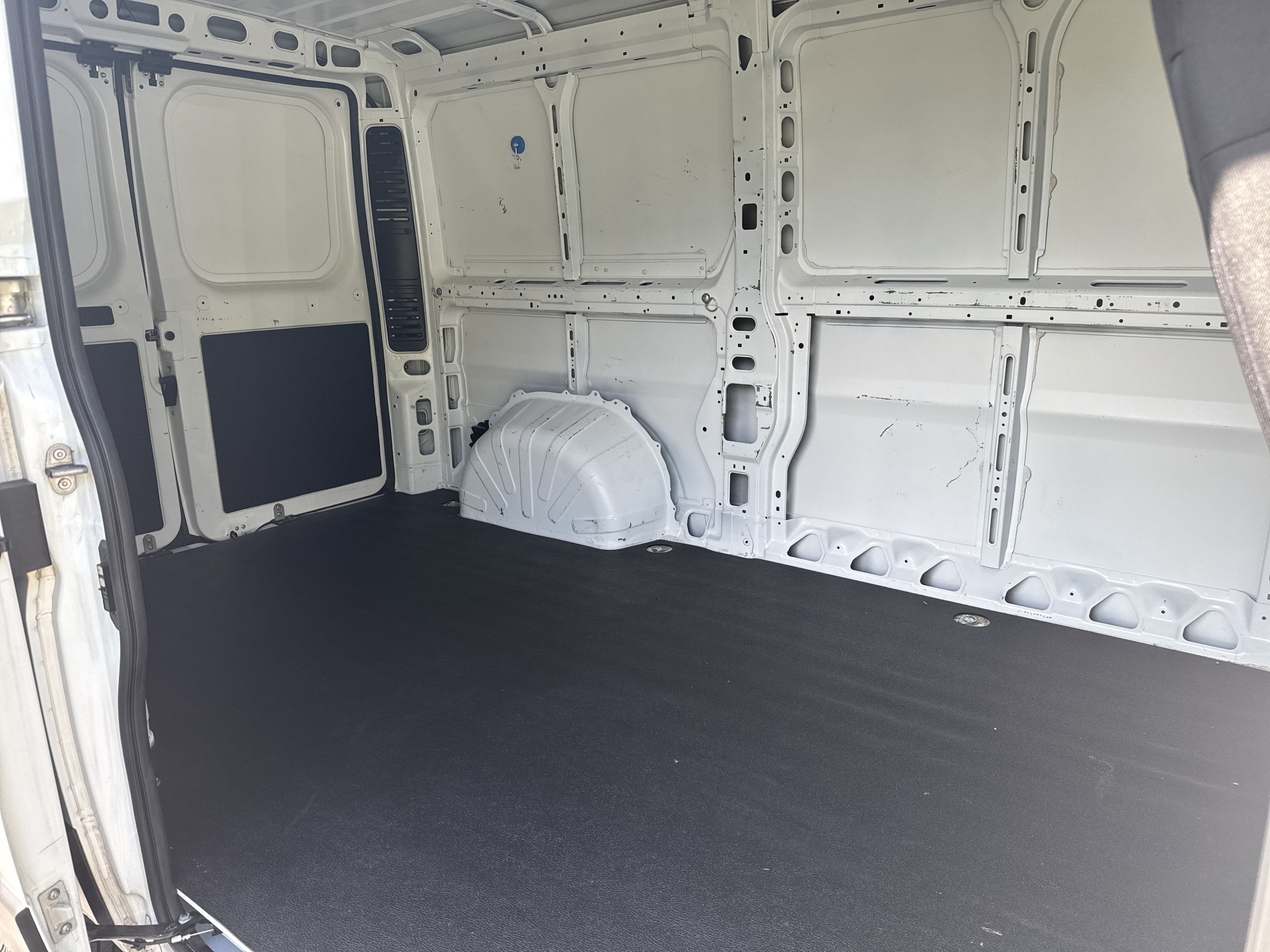 2023 RAM ProMaster 2500 Cargo Van Low Roof 136" WB