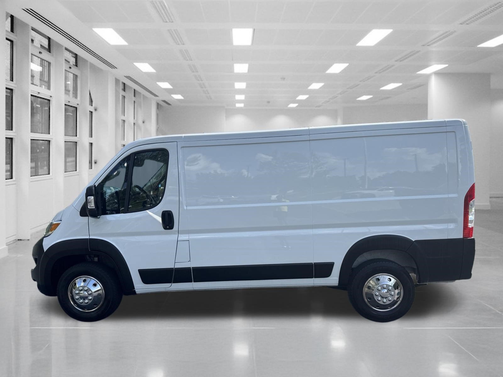 2023 RAM ProMaster 2500 Cargo Van Low Roof 136" WB
