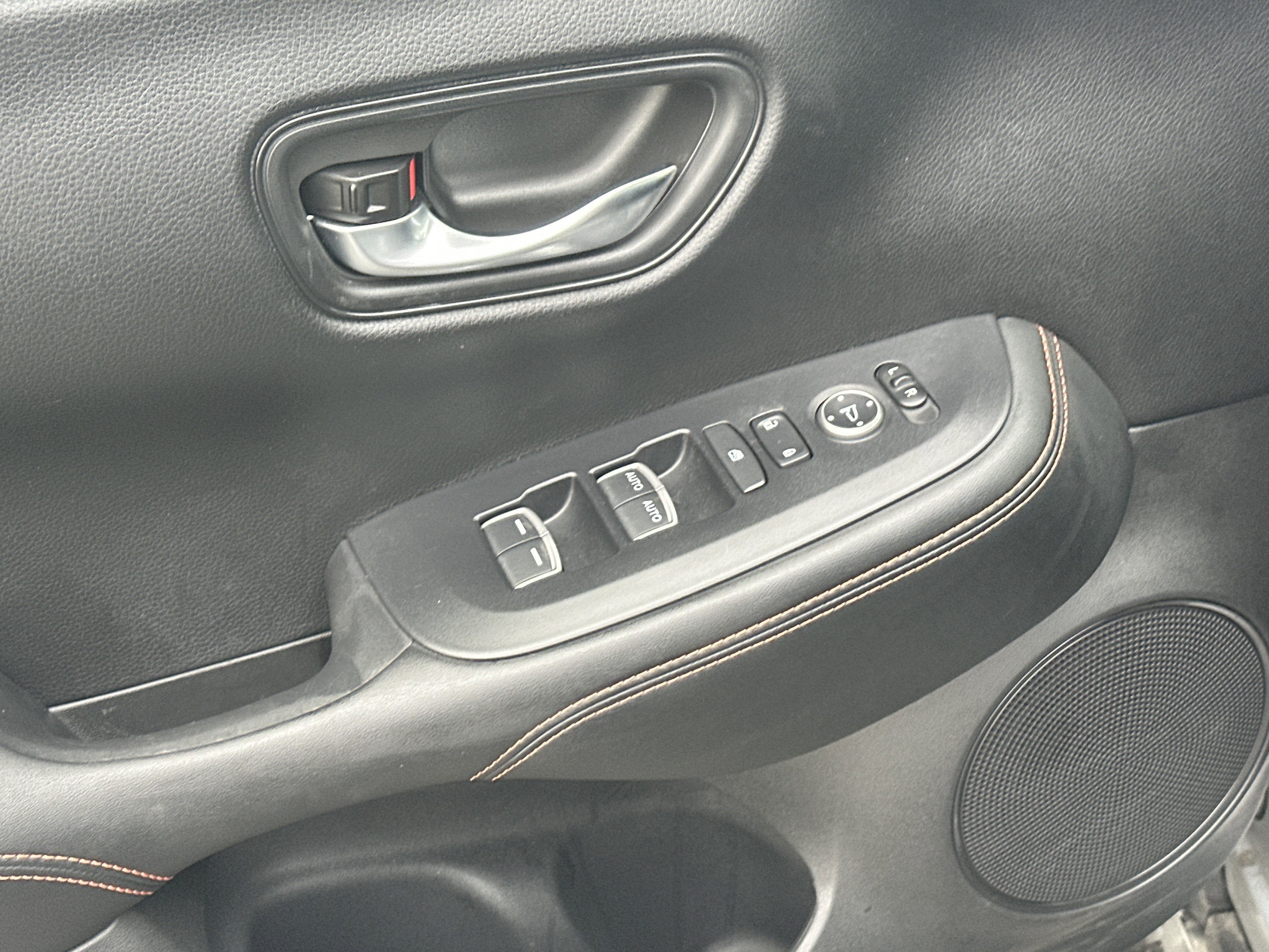 2024 Honda HR-V 2WD Sport