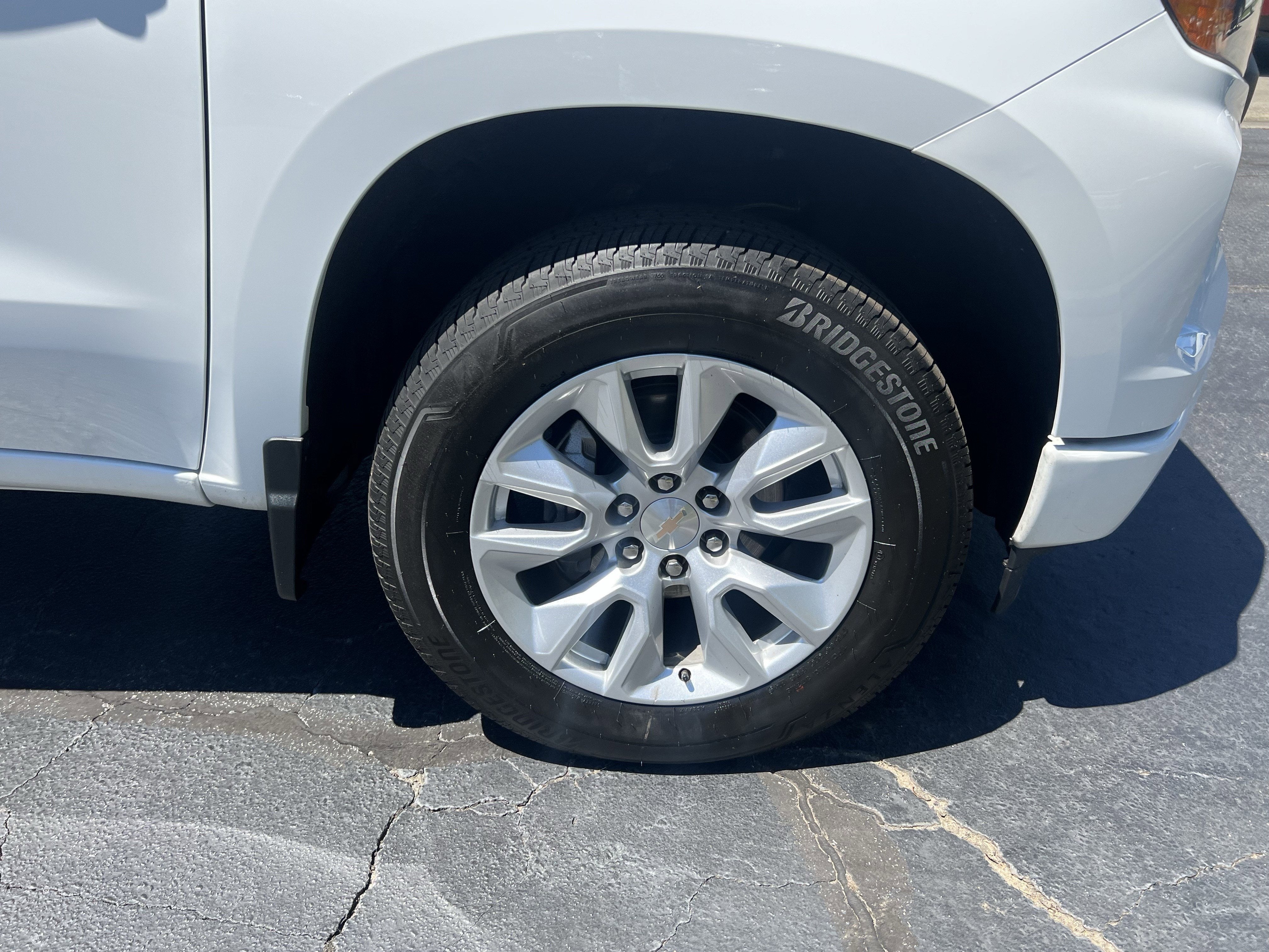 2025 Chevrolet Silverado 1500 Custom