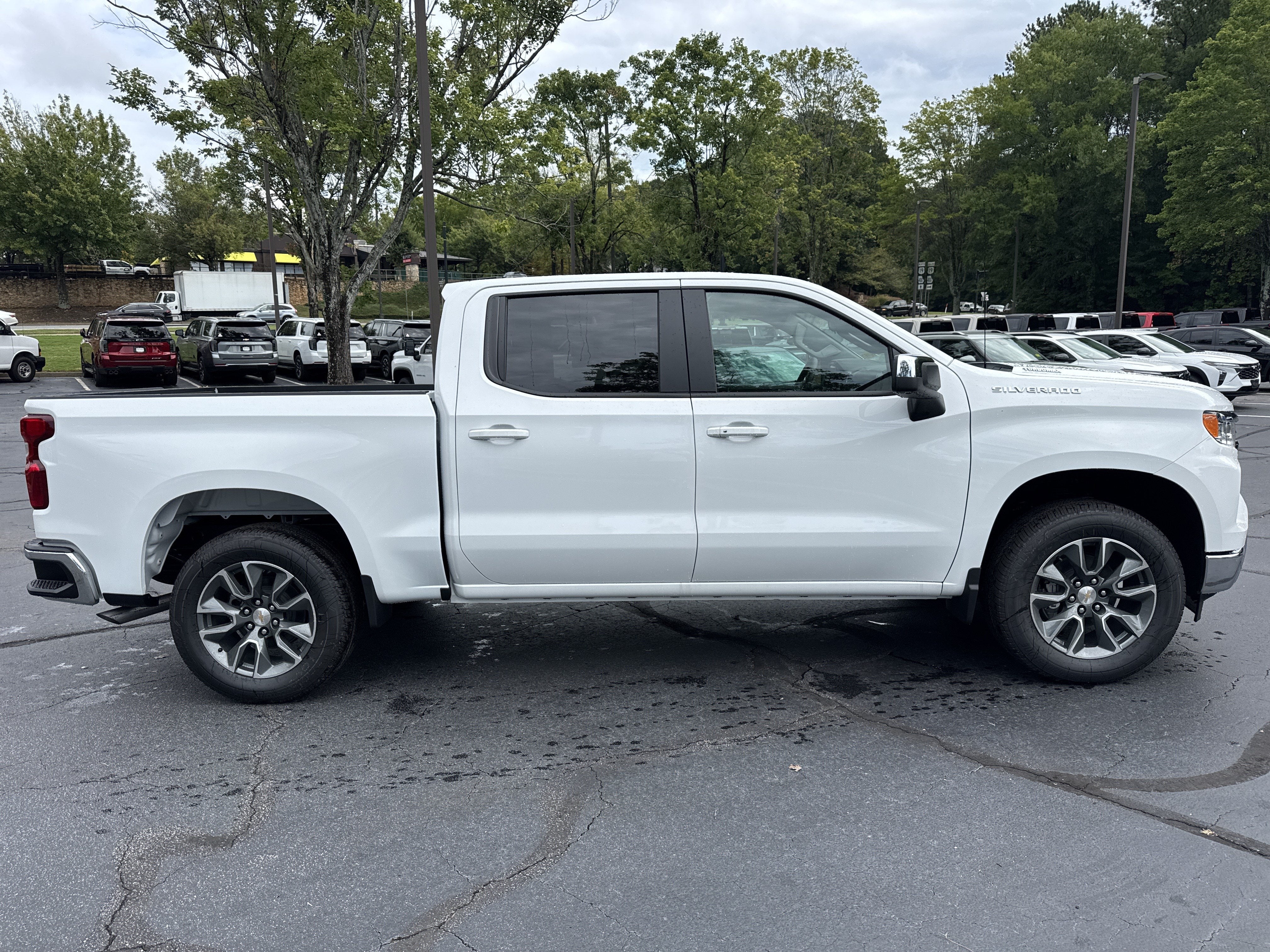 2026 Chevrolet Silverado 1500 LT