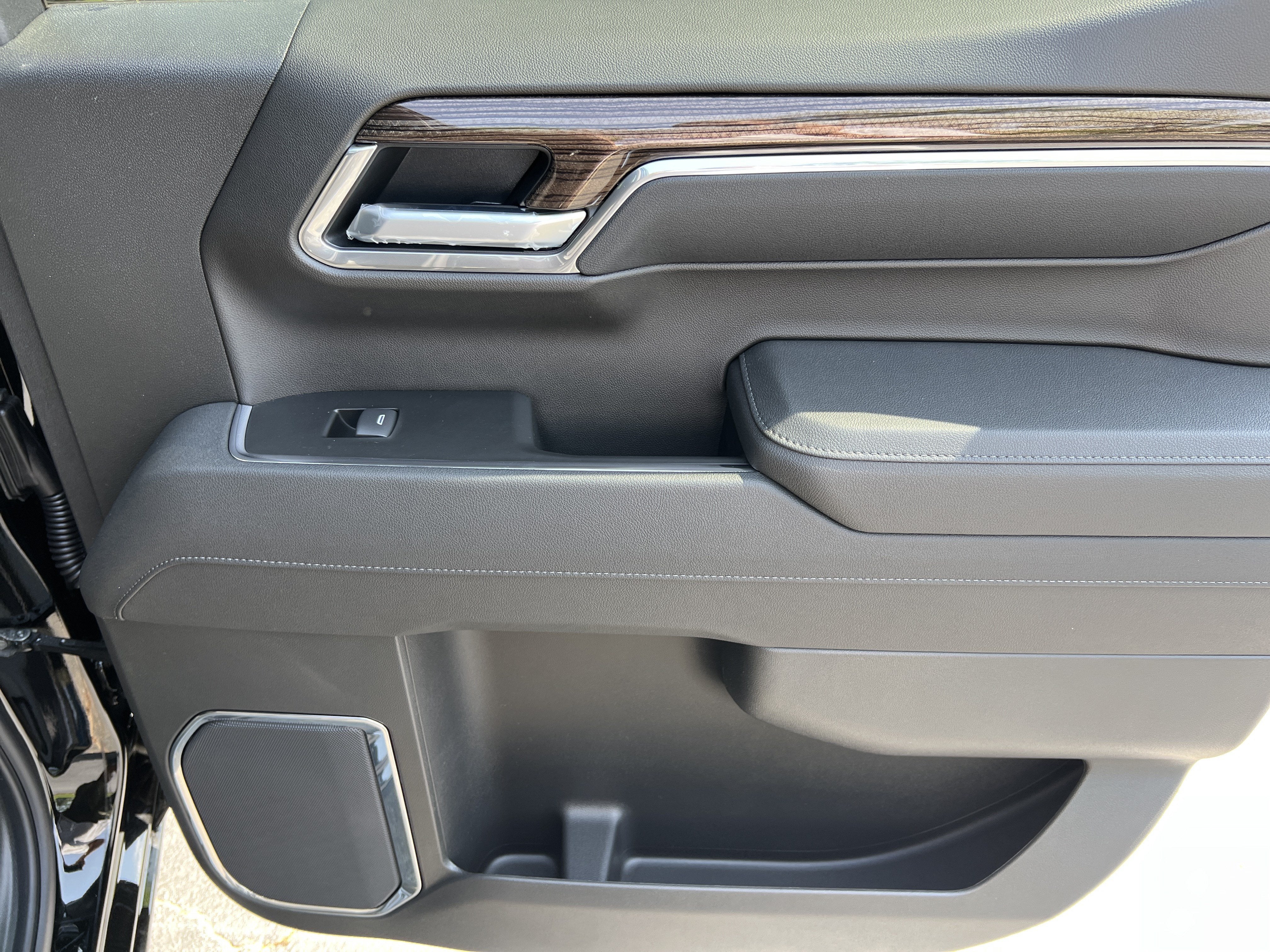 2026 Chevrolet Silverado 1500 LT - Photo 17