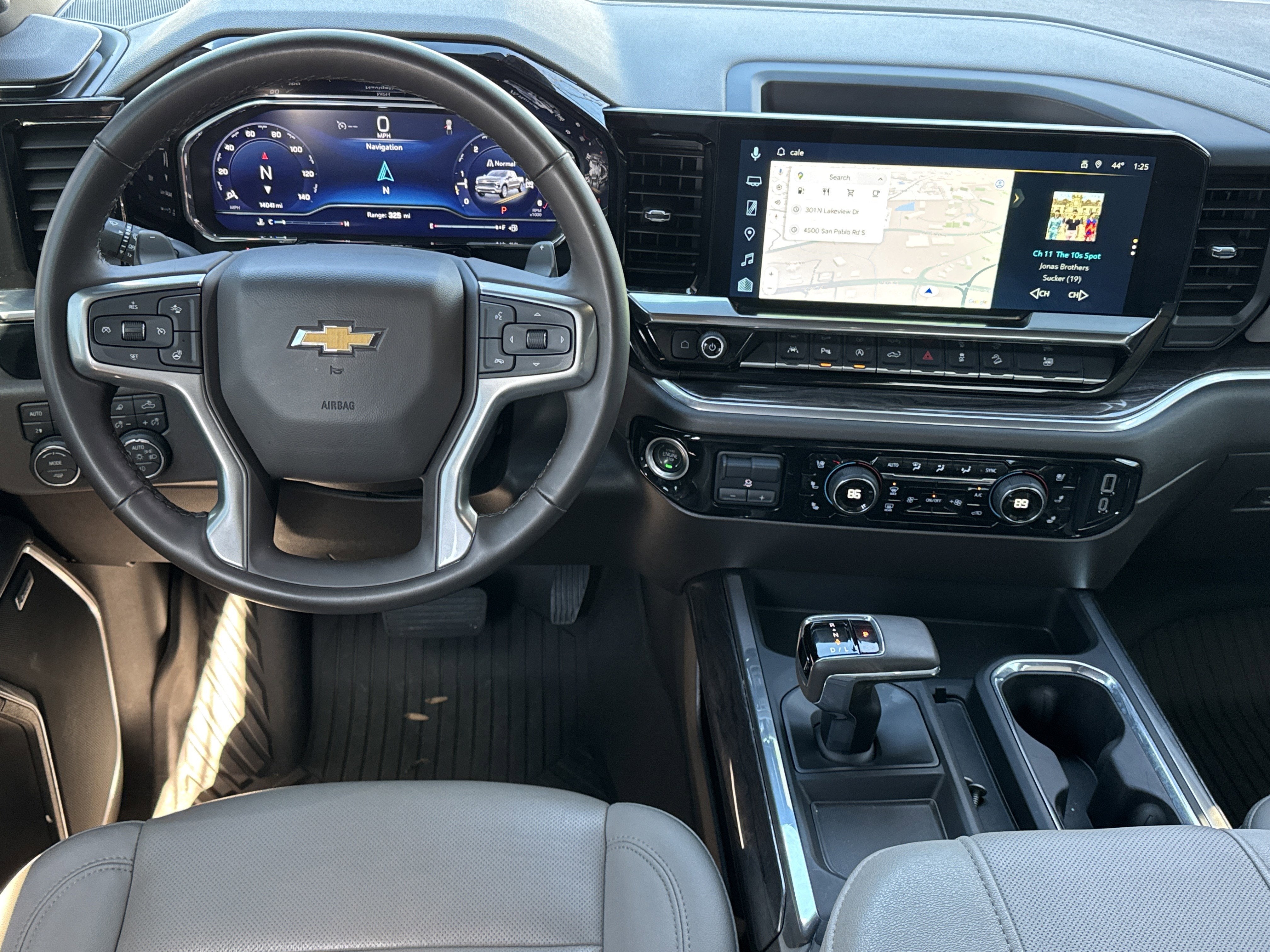 2025 Chevrolet Silverado 1500 LTZ