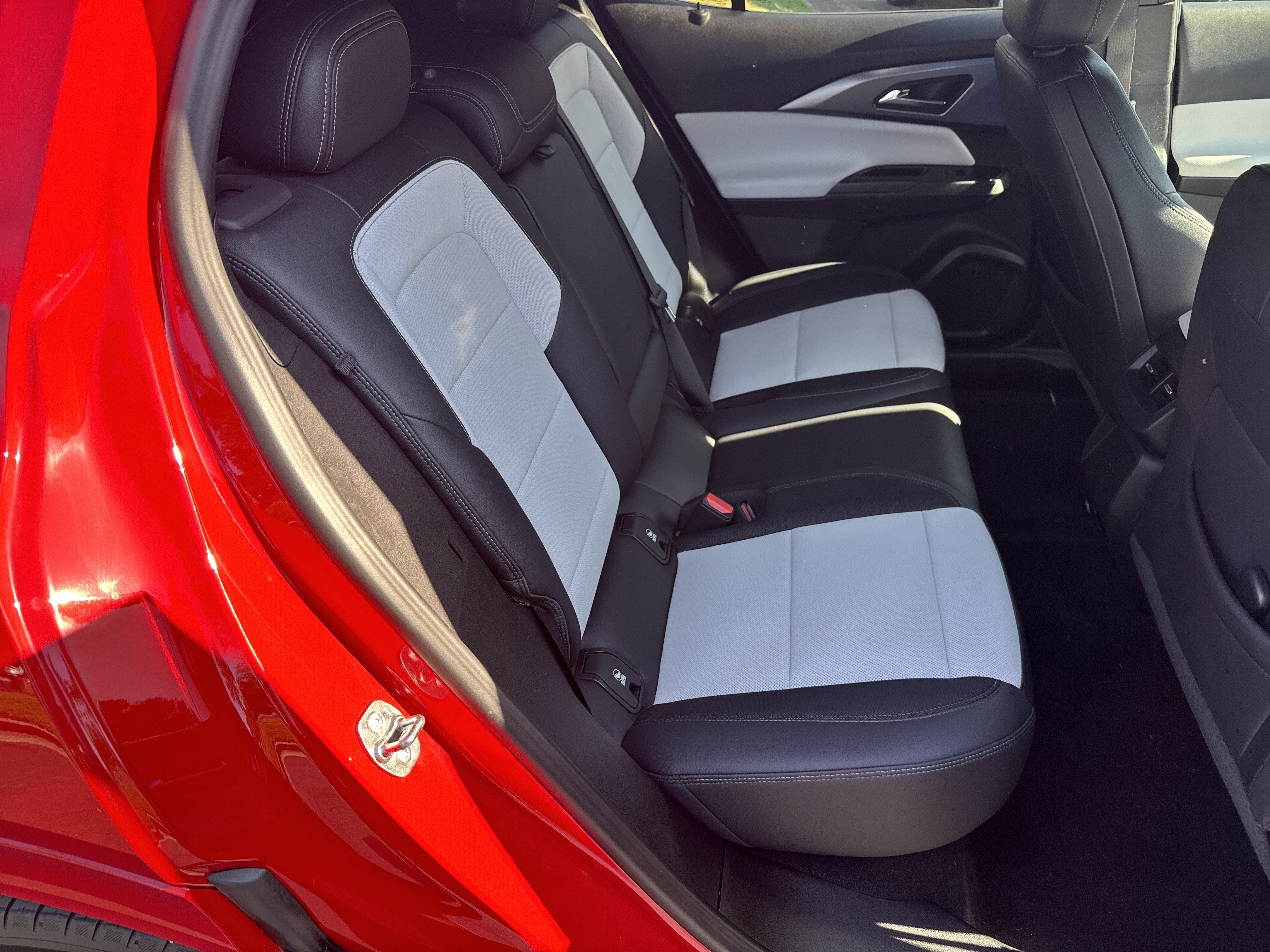 2024 Chevrolet Equinox EV LT - Photo 15