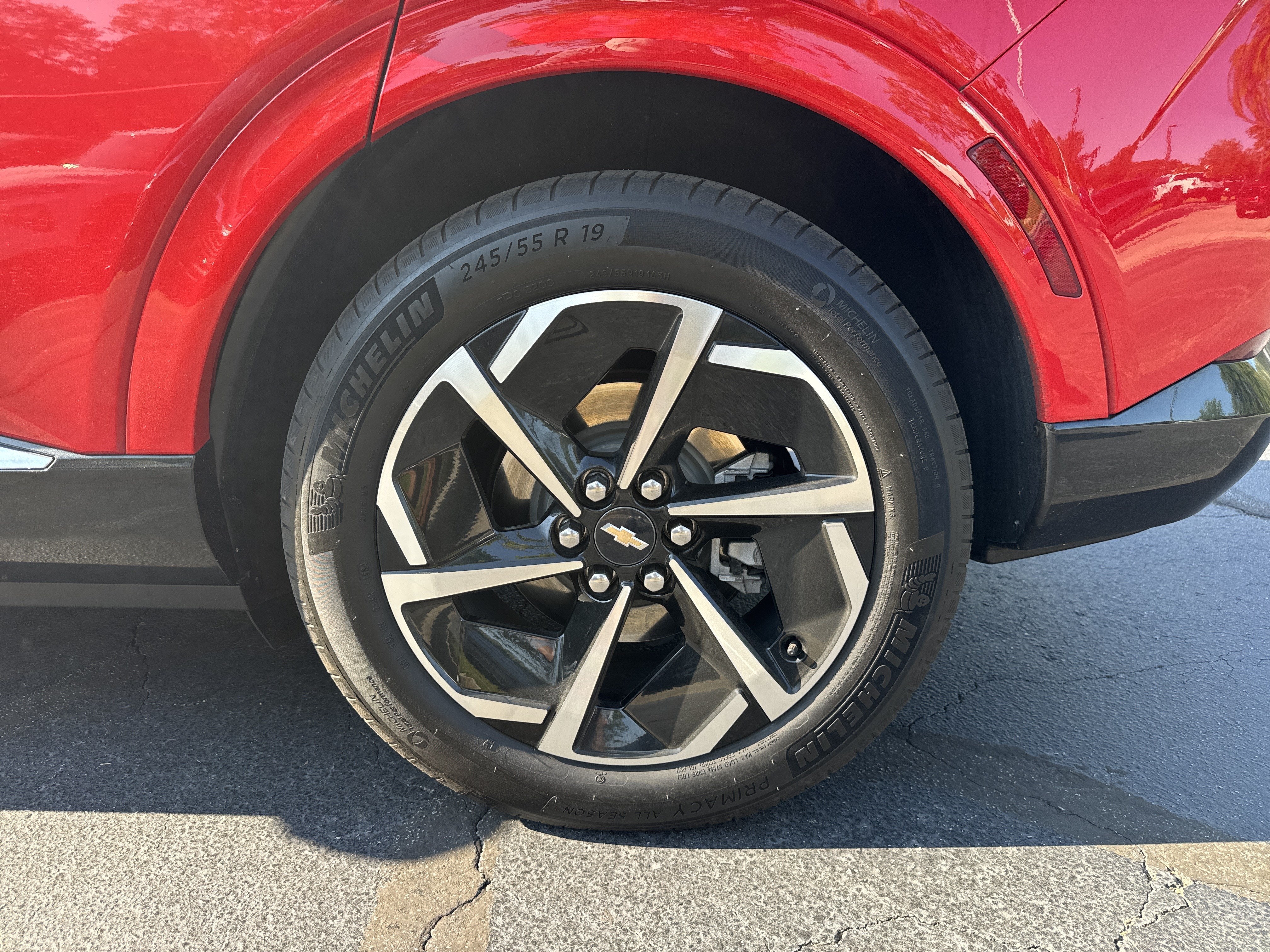 2024 Chevrolet Equinox EV LT - Photo 19