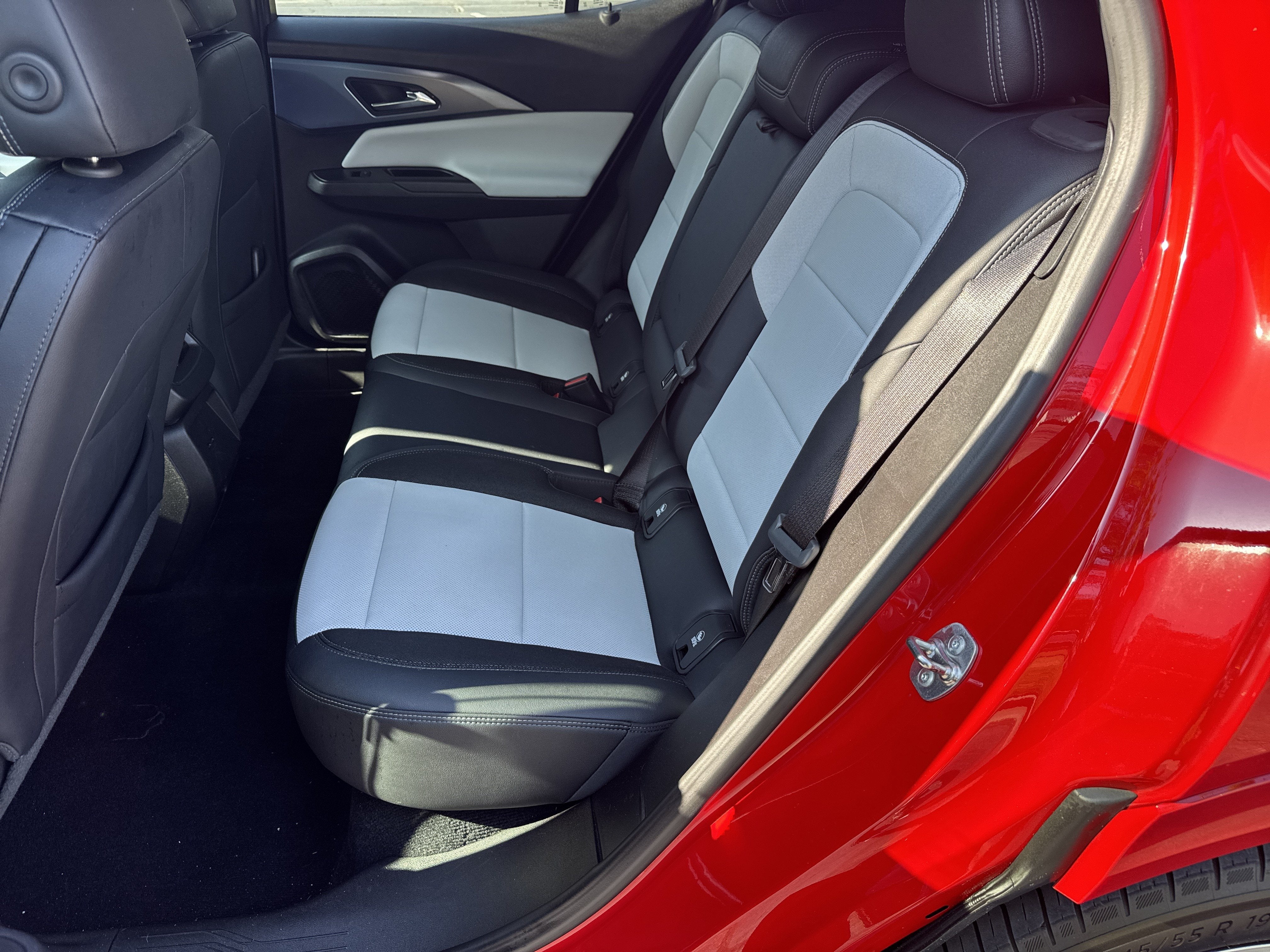 2024 Chevrolet Equinox EV 2LT